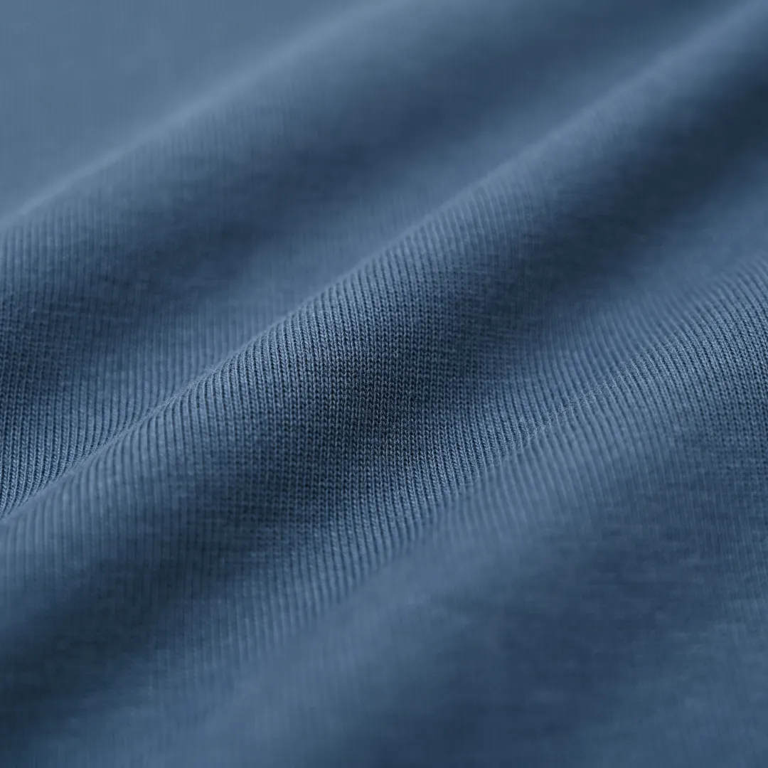 🅿️330 DIOR CD four-color embroidered monogram short-sleeved T-shirt. The original version was purchased from Taikoo Hui for 7400. The original version is customized with 270g cotton fabric, haze blue, apricot dyeing, and the thread dyeing is the same as the original version. The graphic design reinterprets the classic logo. Contrasting logo patch at chest. The imported machine embroidery process makes the letter logo show a delicate and exquisite effect, enhancing the decorative effect. Use an embroidery machine to embroider the designed letter logo onto the patch. Color: black, haze blue, apricot, white Size: S-L