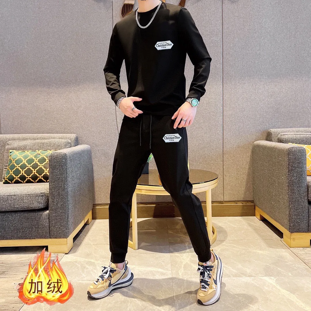 🅿️400 brand [DIOR Dior] (velvet and thickened) 2025 autumn and winter new product, celebrities' favorite fashion-flavored casual suit, clean and neat tailoring, full of urban style. It is made of high-quality customized fabrics, with excellent thermal insulation effect inside, soft and dry feel, and a crisp and stylish upper body effect. The three-dimensional cutting process and the pattern are all of high standards, and the silhouette version has the right benefits! It is not tight at all, and you feel good when you put it on. So many top-quality raw materials create high-end products with unparalleled value. It is the first choice for high-end fashion people. (Size: M-4XL can wear up to 200 pounds)