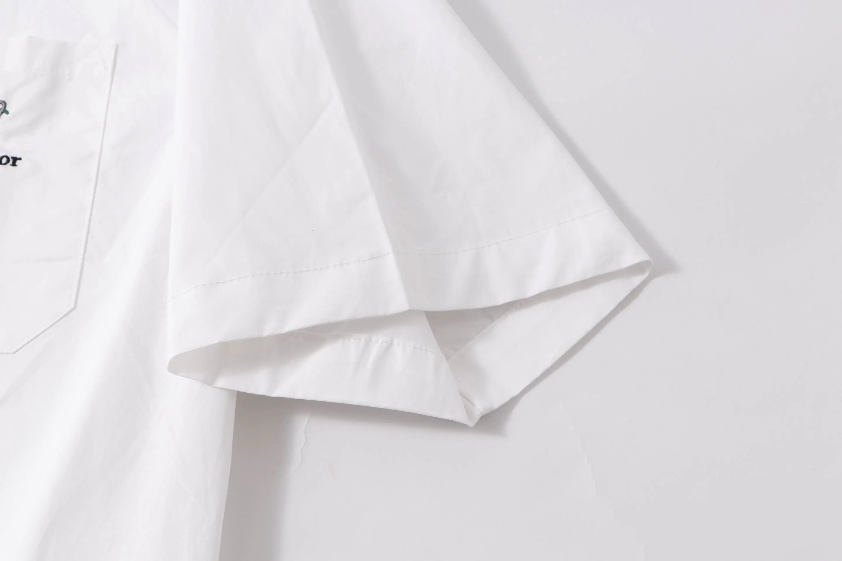 🅿️260 High quality and new Dior 25ss lily of the valley embroidered short-sleeved shirt Dior's new cotton poplin lily of the valley embroidered shirt is made of cotton fabric with lily of the valley embroidery design on the chest Size: xs-l