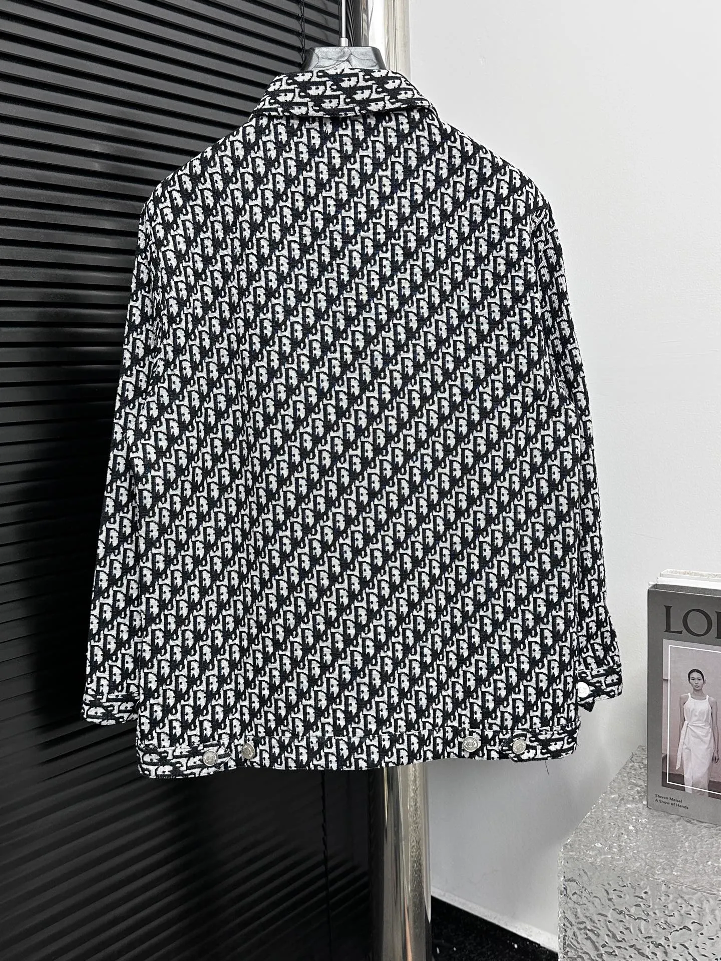 🅿️290 【Dior】Dior’s new classic logo jacquard printed shirts for men and women, casual tops and jackets! The fabric adopts imported printing machine batch printing process technology, perfect control, different from other versions in the market, very high-quality fabric! Size: S M L XL