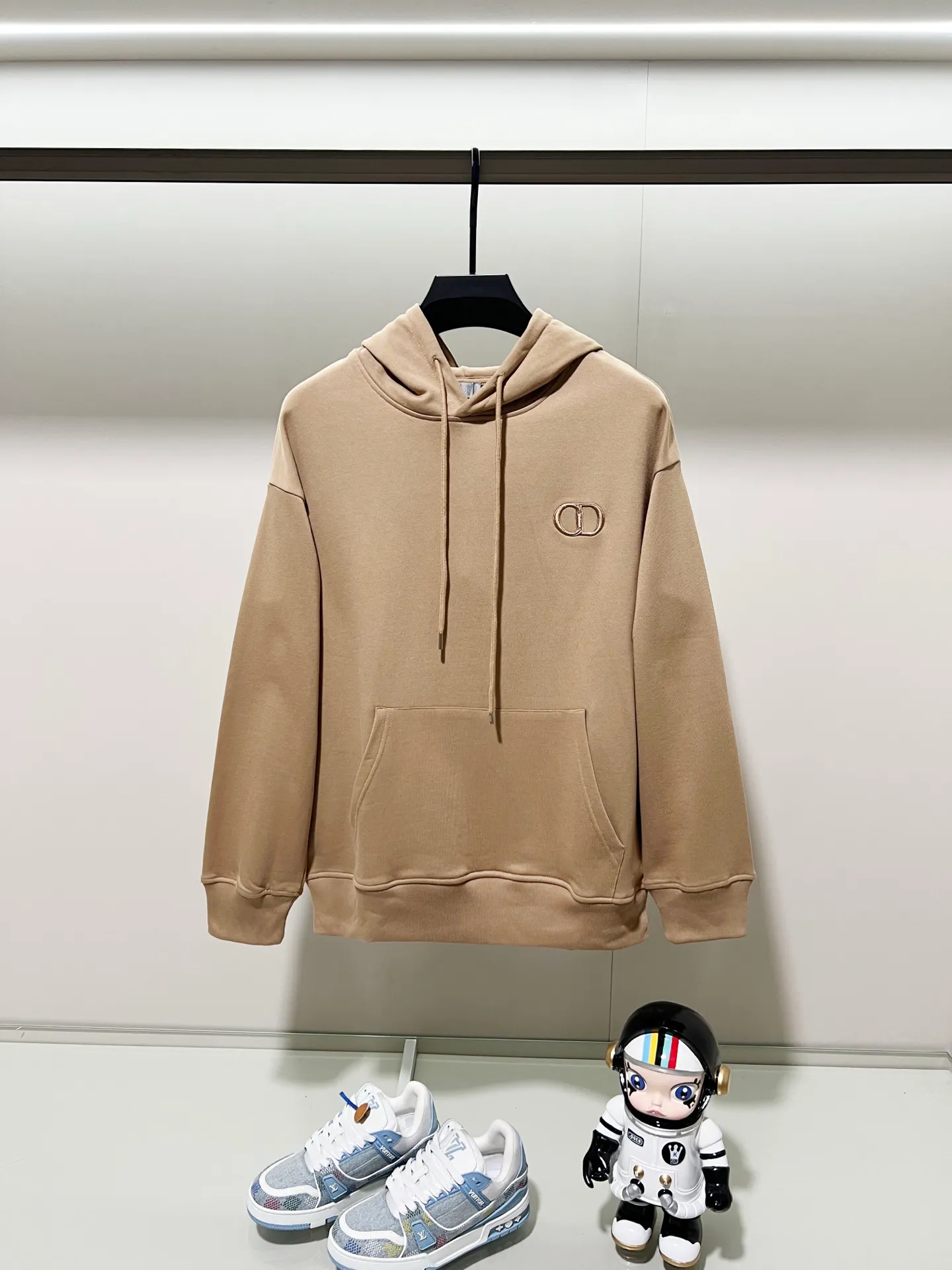 🅿️290 DIOR/Dior 420g pure cotton fabric hooded sweatshirt, classic and simple micro-label CD letter logo LOGO embroidery🪡 process, official synchronization, high version, high quality, fashionable personality, versatile trend, pure original quality, original fabric, tag, collar label, washed wheat, complete three standards, color: black, white, pink, gray, khaki. Size: XS-L