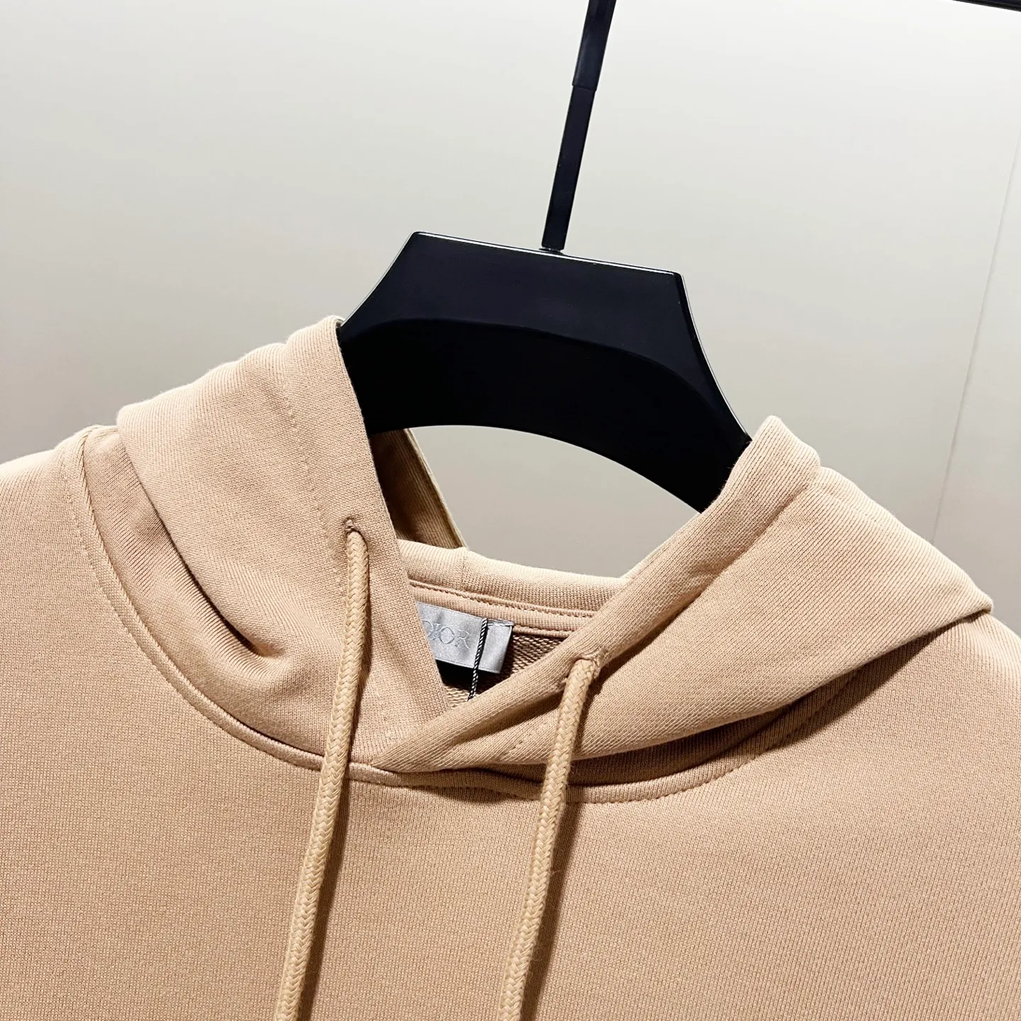 🅿️290 DIOR/Dior 420g pure cotton fabric hooded sweatshirt, classic and simple micro-label CD letter logo LOGO embroidery🪡 process, official synchronization, high version, high quality, fashionable personality, versatile trend, pure original quality, original fabric, tag, collar label, washed wheat, complete three standards, color: black, white, pink, gray, khaki. Size: XS-L
