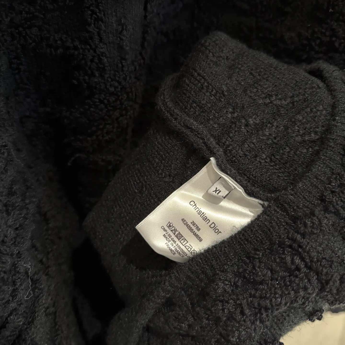 🅿️580 [Strict quality control] Dio* Dior wool blend round neck long-sleeved sweater. This sweater is new for autumn 2025 and displays the iconic Dior twill pattern. It is made of cotton-wool blend jacquard fabric and is printed with the Dior twill pattern in contrasting yarns. Wear it with a pair of tailored trousers in a coordinating tone for an elegant look, or pair it with a pair of jeans for a more casual look. Color: black/white/black gray/blue and white 4 colors Size: M-2XL Same style for men and women