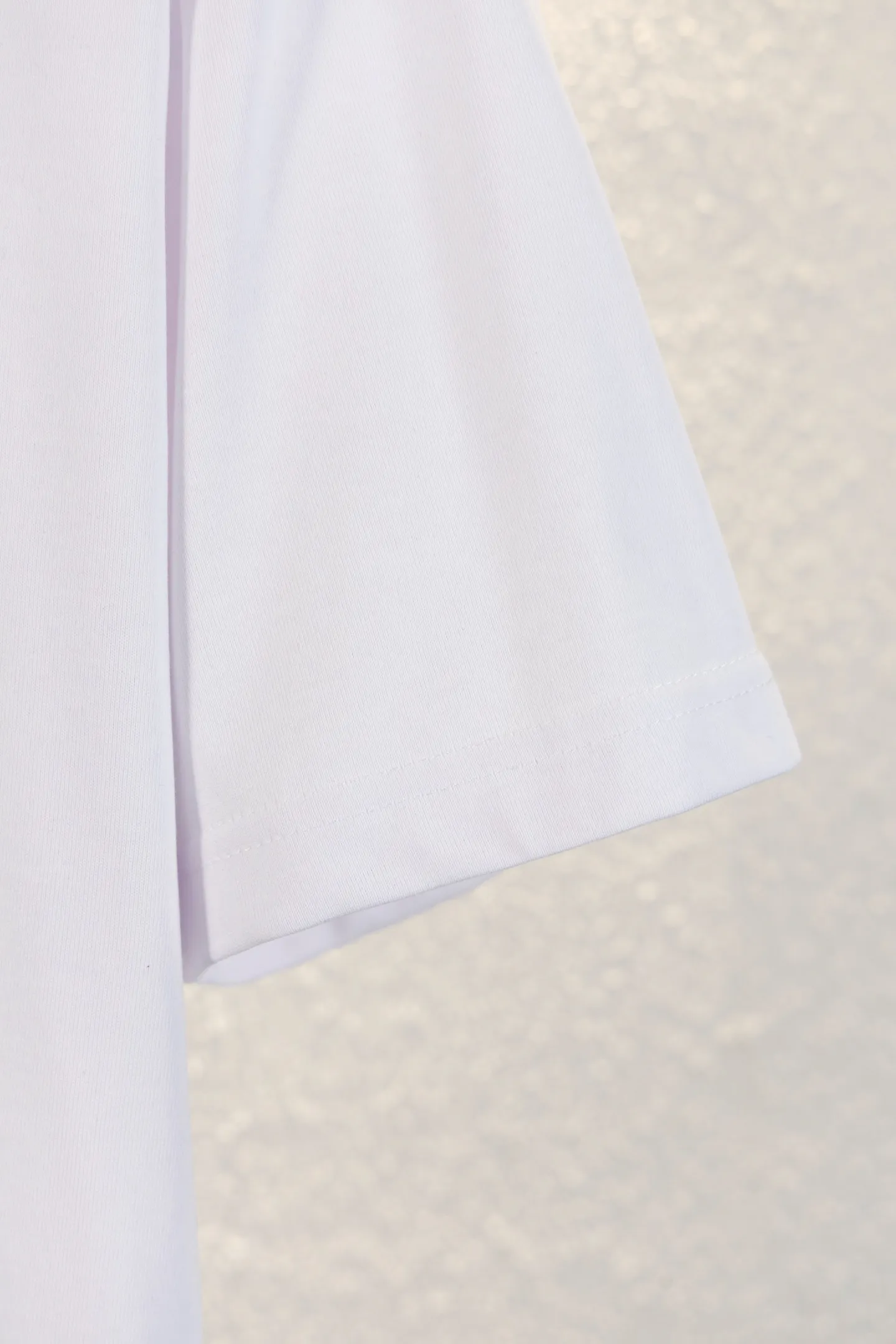 🅿️166 Style No. L8030 DIOR Dior printed letters‼ ️Short-sleeved T-shirt® is the same as the official website *Customized 280g cotton fabric, soft, skin-friendly and comfortable *Laminated letter logo on the front *A very simple and elegant one that is unparalleled in terms of upper body comfort, interpreting your luxury and taste, and creating your fashionable style and charm. ⚠️Washing method: It is recommended to dry clean or wrap the reverse side in a laundry bag and machine wash it quickly in cold water and let it dry naturally! ⚠️Same style for men and women 𝐂𝐎𝐋𝐎𝐔𝐑: white black 𝐒𝐈𝐙𝐄 XS S M L