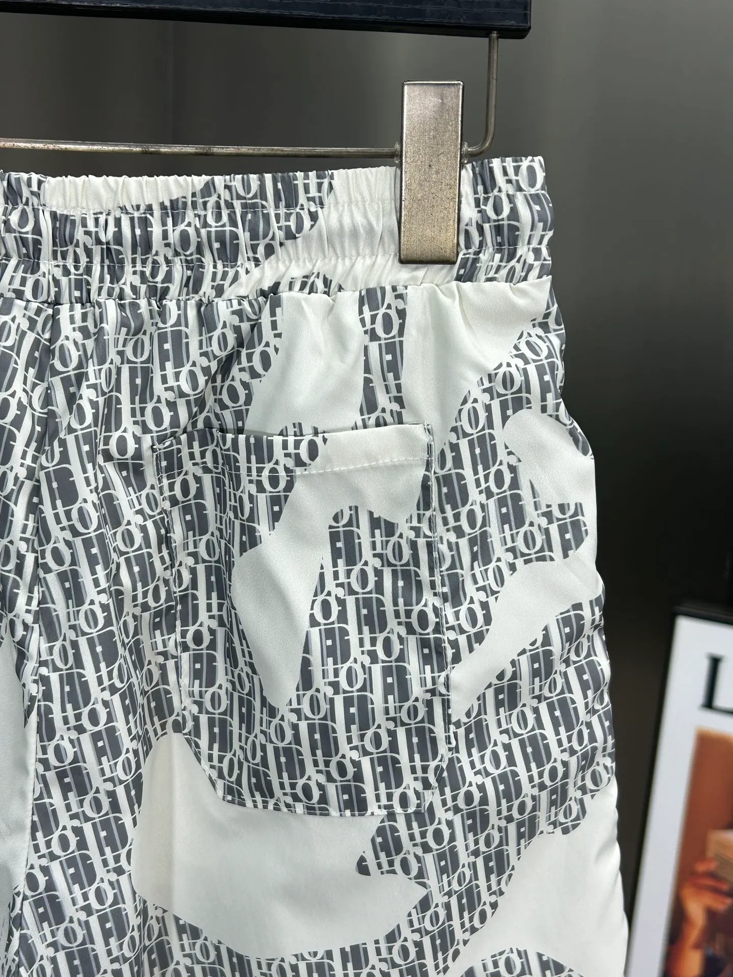🅿️160 DIOR recommends🔆2025 latest summer style men's casual shorts, beach shorts, customized quick-drying fabrics, soft and smooth texture, not only the overlord on the beach, but also very stylish even when worn casually on the street, a versatile item in summer. Same style for men and women Size: M-3XL
