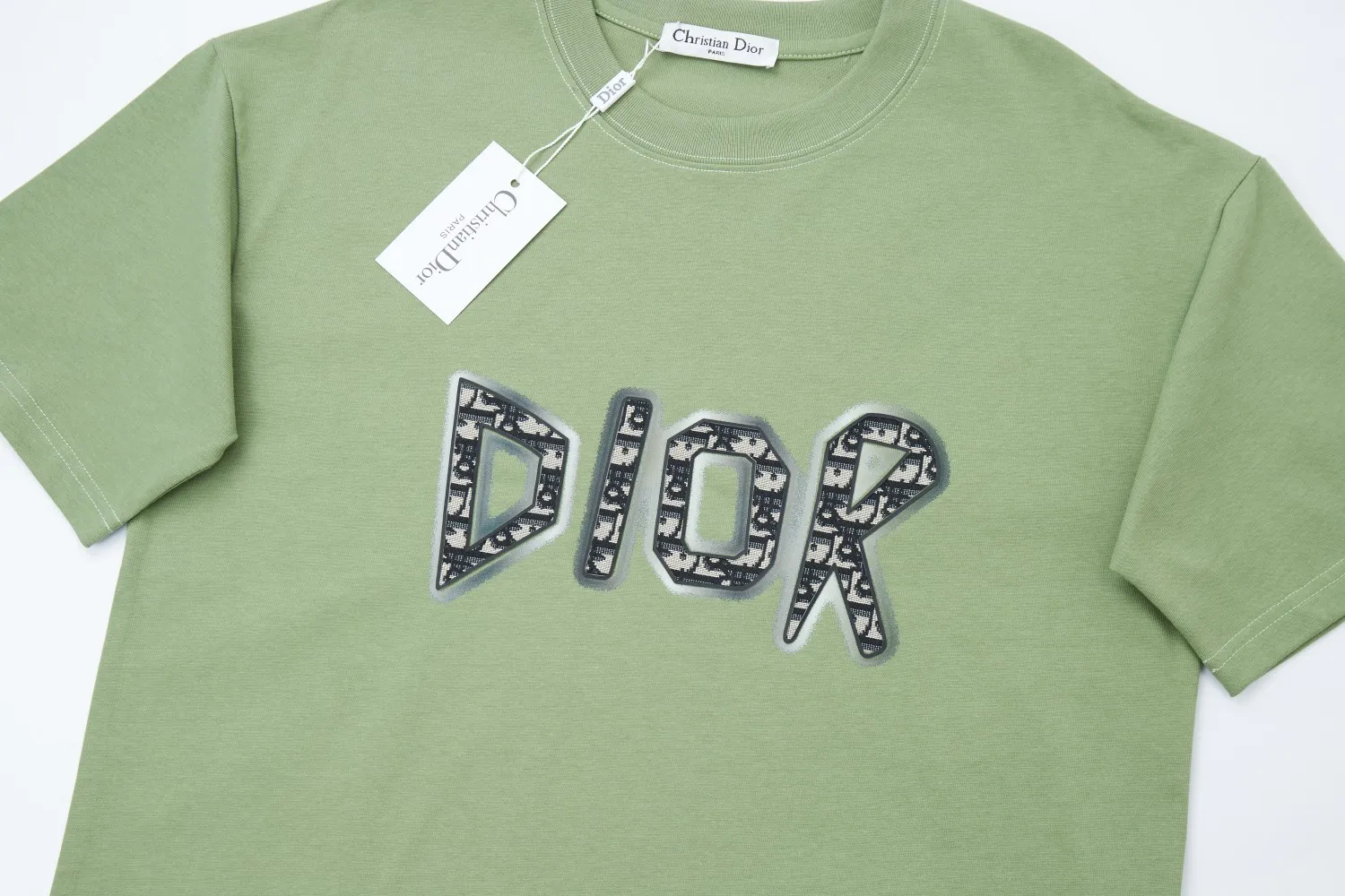 🅿️210 High quality ✨DIO✨🆕Classic logo letter pattern short sleeves. Official website synchronization, pure cotton fabric at the counter! Comfortable against the skin, durable and easy to wear, classic and simple logo design, meticulous original craftsmanship, customized 290G same vat dyed fabric, very comfortable to the touch, latest brick cabinet synchronization, OS drop shoulder version, fashionable and personalized, super versatile and good-looking, very suitable for both men and women, a must-have style, tag, collar label, washed wheat, three complete labels, black, blue, sky blue, green, military green 5️⃣ color S M L XL
