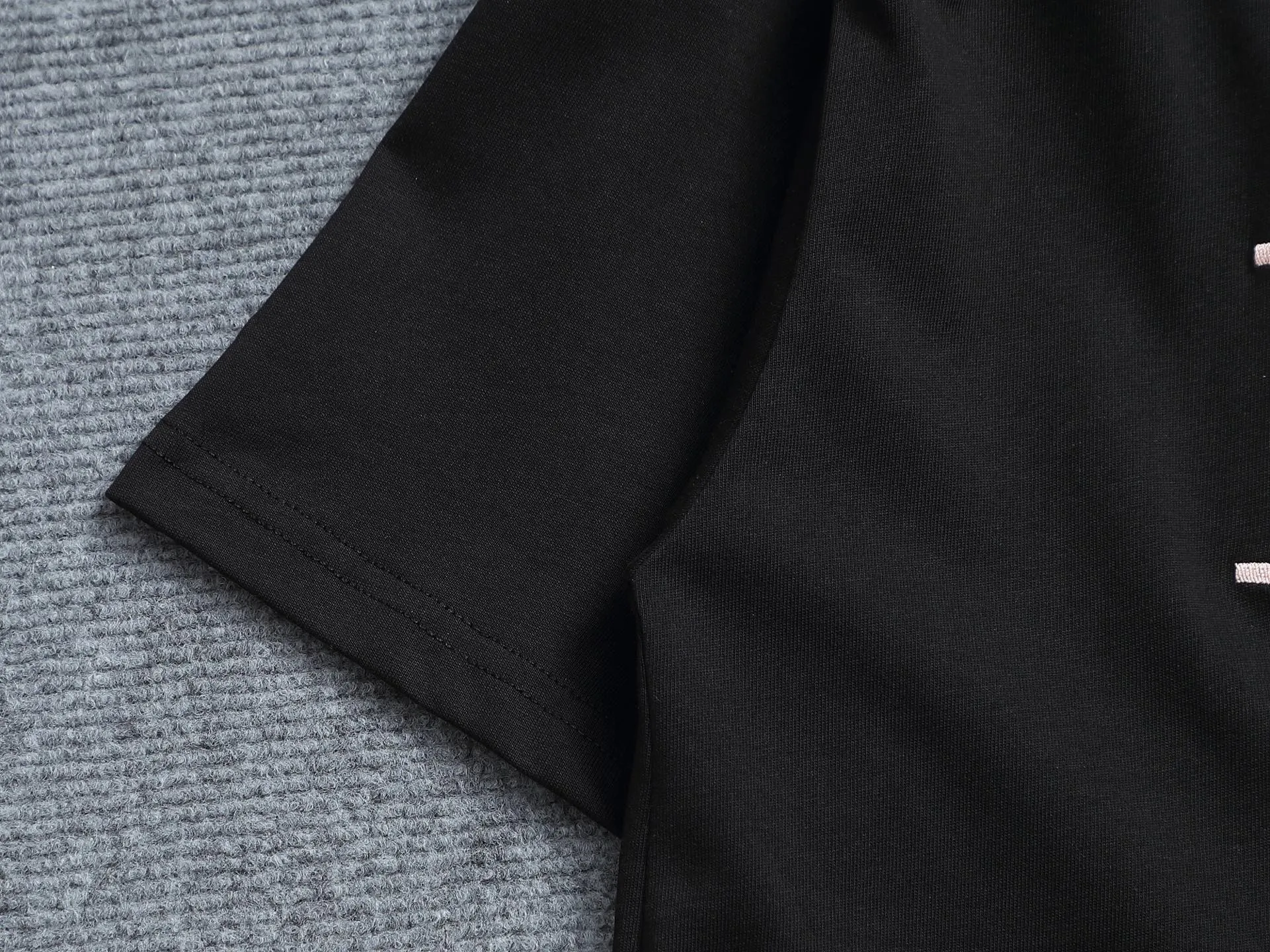 🅿️170 DIOR Dior 2022 SS spring and summer new short-sleeved T-shirt with letter embroidery design, made of 240g double-ply double yarn cotton fabric. The fabric has been washed and treated to make it more comfortable to the touch. Complete with three labels. Color: White Black Size: XS-L