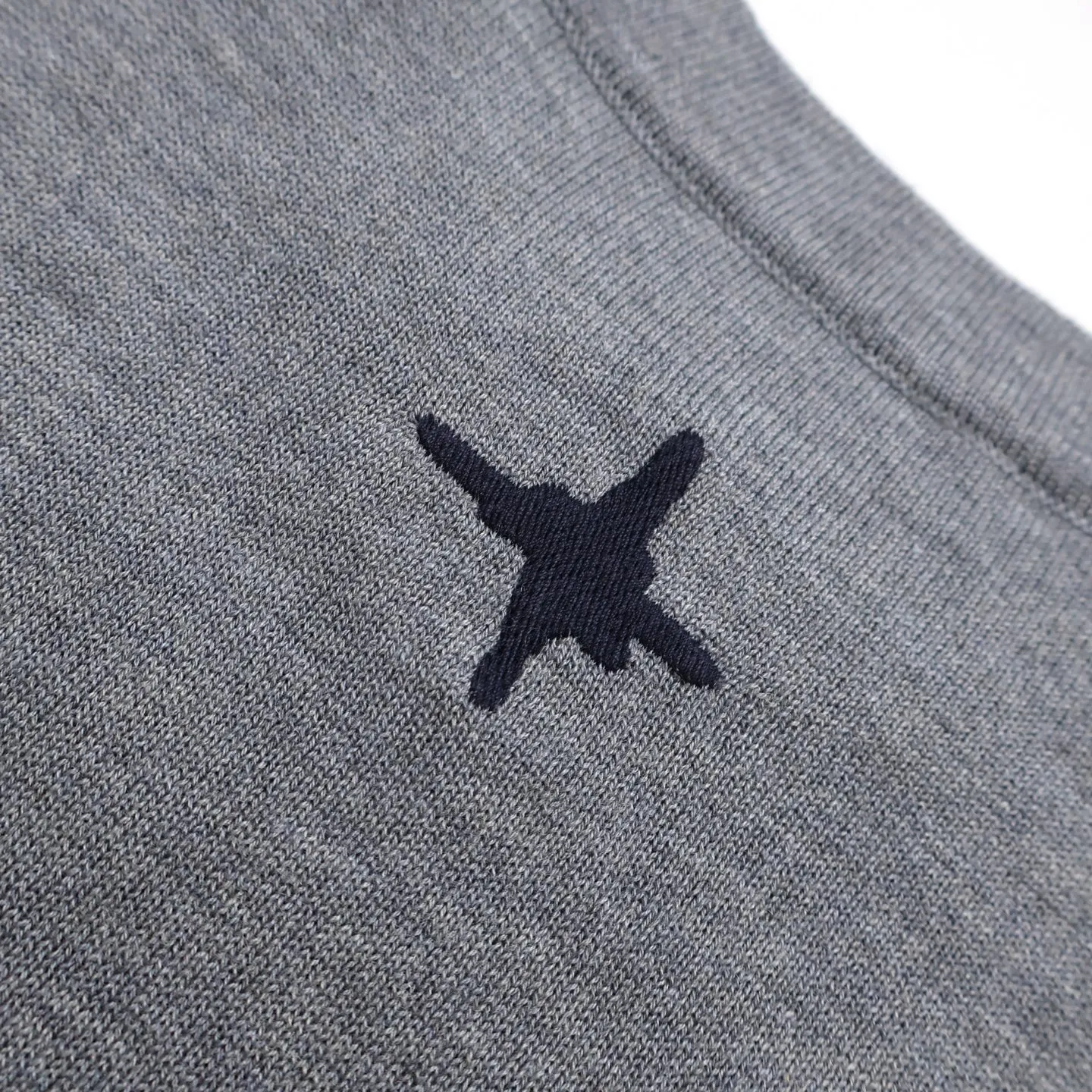 🅿️410 [Exclusive supply] CD co-branded Hamilton knitted short-sleeve. The original version was purchased for 16,000 and developed. It is custom-dyed with 32-count double-thread blended colored yarn wool. It is operated by an imported (Stoll) 14-knitting machine. The computer-made wool jacquard is made. The ready-made wool is washed with enzyme to make the fabric close-fitting and soft. Size:S-M-L