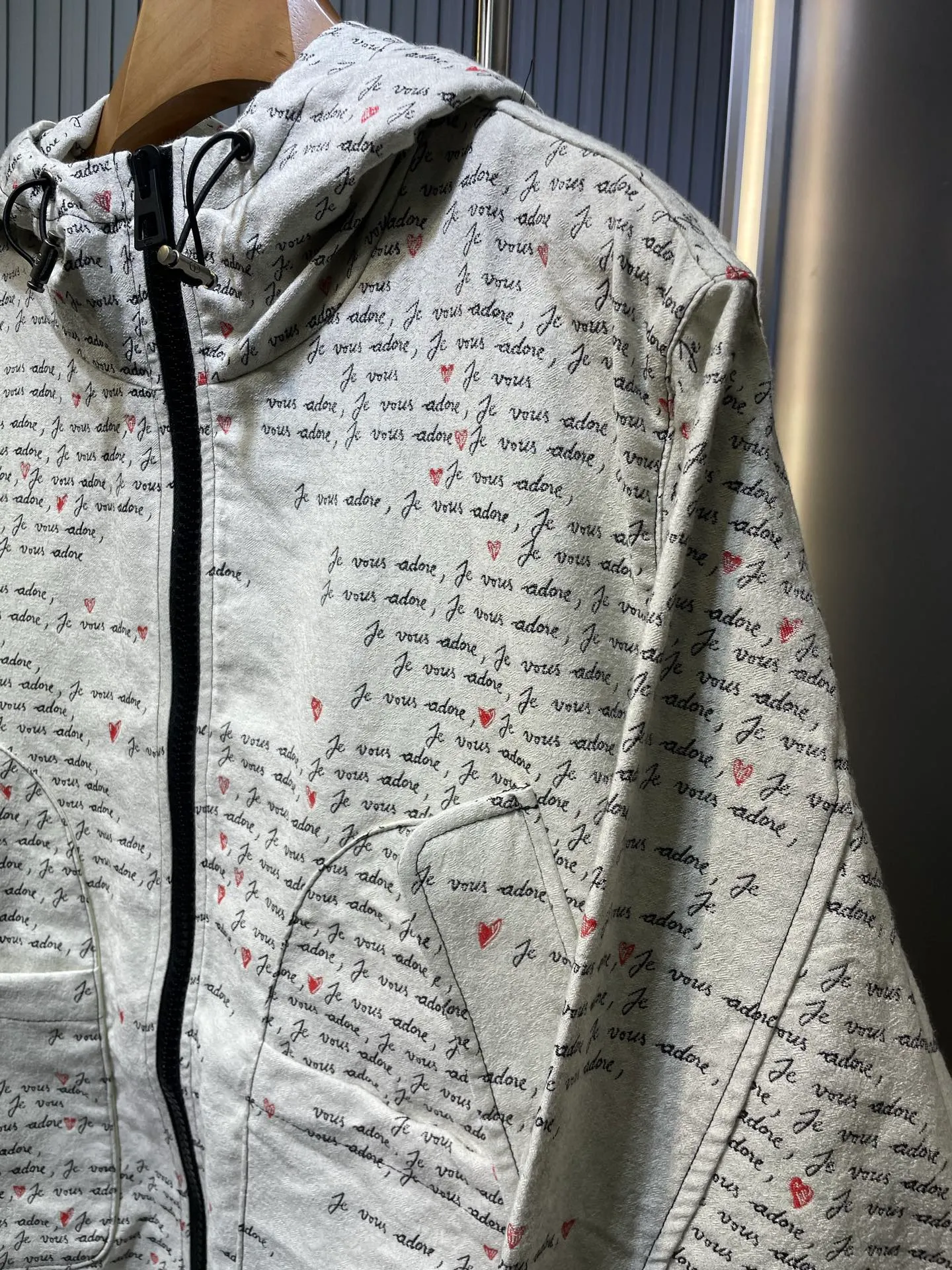 🅿️420 DIO 24SS limited series jacket ~ The silhouette of the jacket turns the upper body into a paper doll instantly. Paired with the pants and skirts of the same series, the whole body is more harmonious. It does not limit the body shape. The upper body is easy to wear. 1 color and 3 sizes SML...