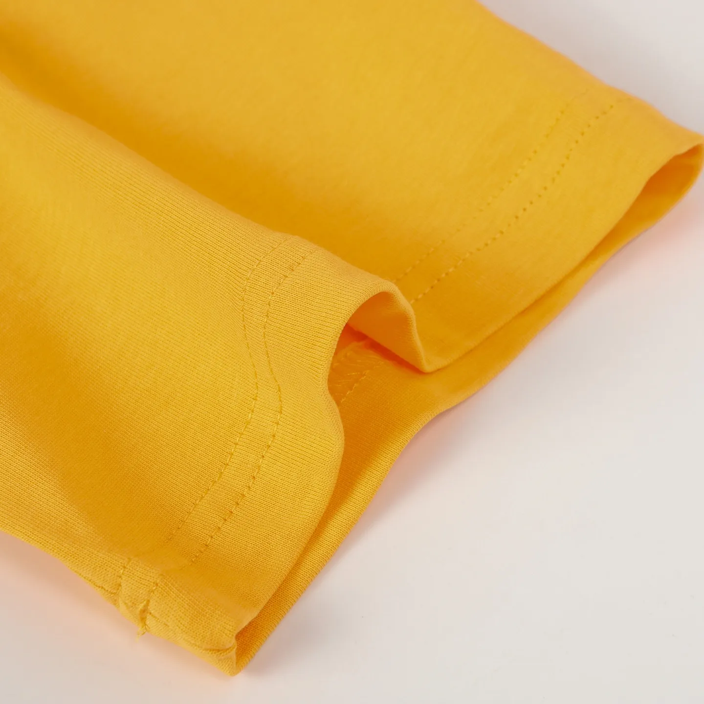 5115# Golden I P106 Godspeed cross-border American rock and roll street washed retro style short-sleeved T (craft printing) fabric (fabric) 32-count combed double yarn 240 grams weight code number (size): S-M-L-XL color (colour): golden yellow