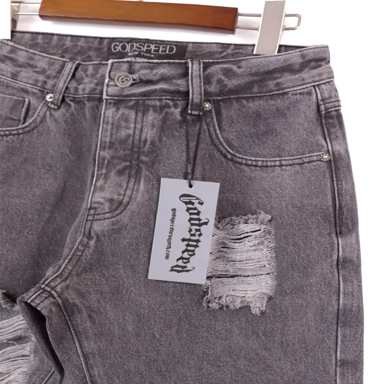 Style No.: 8209 Fabric: Denim P170 Real shot of the trendy Godspeed denim trousers in stock, loose and trendy brand denim Color: Smoke Gray Black Size 28 (S) 30 (M) 32 (L) 34 (XL) 36 (XXL) 38 (XXXL)