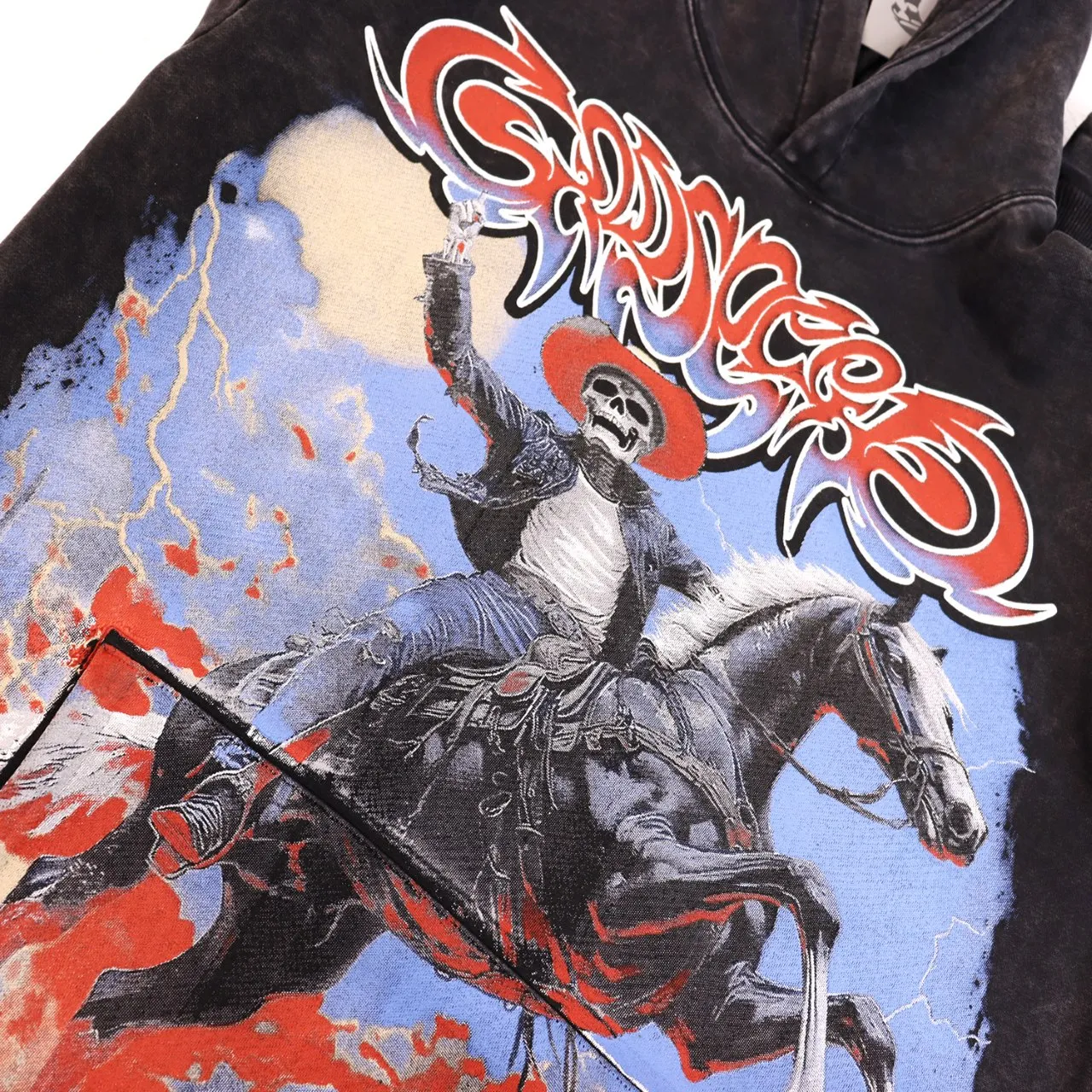 Style number: 5539 Fabric: 420g washed and distressed P196 Real shot Spot Godspeed American fashion rock street retro washed and distressed printed hooded sweatshirt Color: washed black washed apricot Size: S M L XL