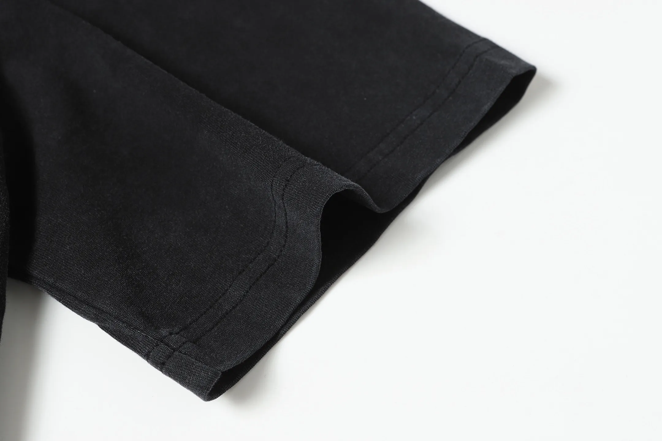 6083# washed black I P116 Godspeed cross-border American rock and roll street washed retro style short-sleeved T (craft printing) fabric (fabric): 32 count combed double yarn 250 grams weight code number (size): S-M-L-XL color (colour): washed black 👉