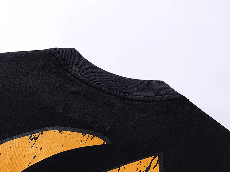 1015# P126 Washed model Real shot Godspeed American fashion rock street retro washed distressed printed cotton short sleeves Fabric: 250g 32 count fine cotton double yarn pure cotton Color: washed black washed blue Code number: S M L XL
