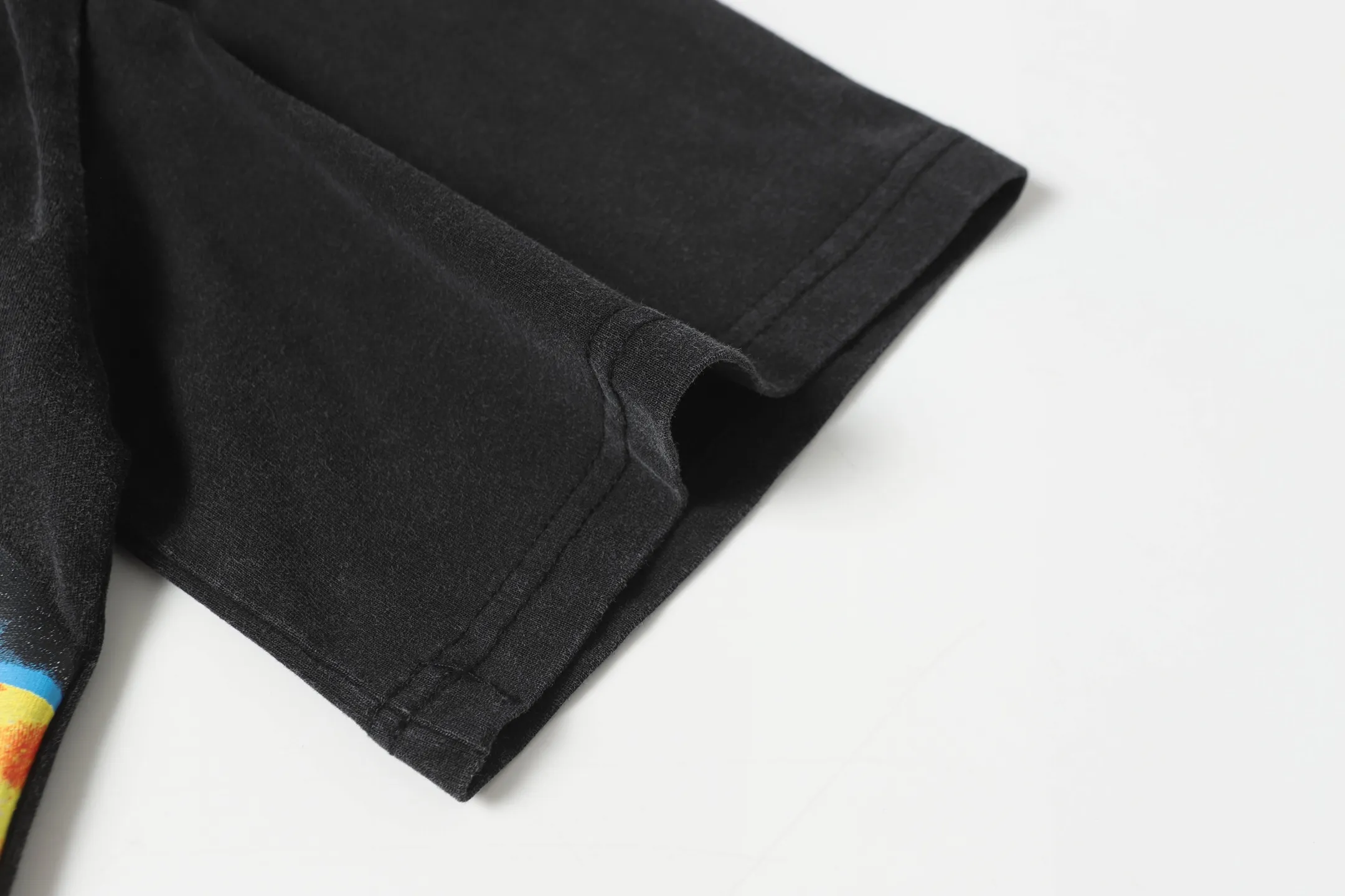 6028# Washed Black｜P116 Godspeed cross-border American rock and roll street washed retro style short-sleeved T (craft print) Fabric (fabric): 32 count combed double yarn 250 grams weight Size (size): S-M-L-XL Color (colour): Washed black 👉