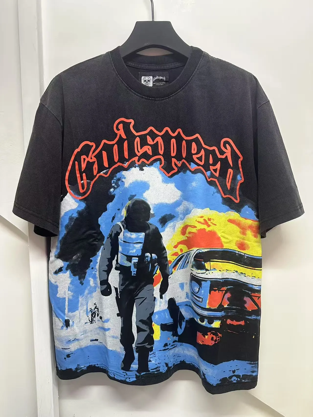 6028# Washed Black｜P116 Godspeed cross-border American rock and roll street washed retro style short-sleeved T (craft print) Fabric (fabric): 32 count combed double yarn 250 grams weight Size (size): S-M-L-XL Color (colour): Washed black 👉