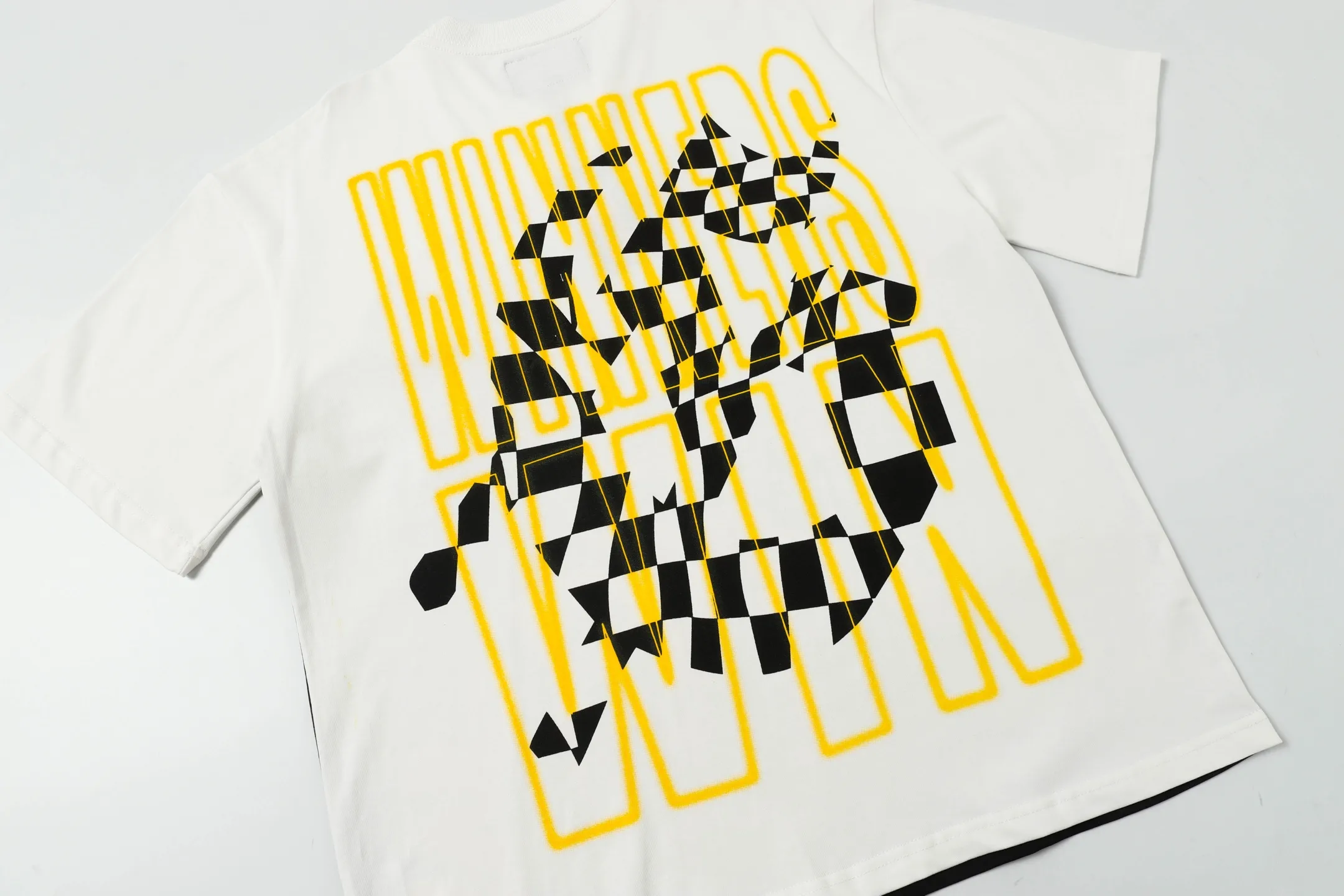 5019 White