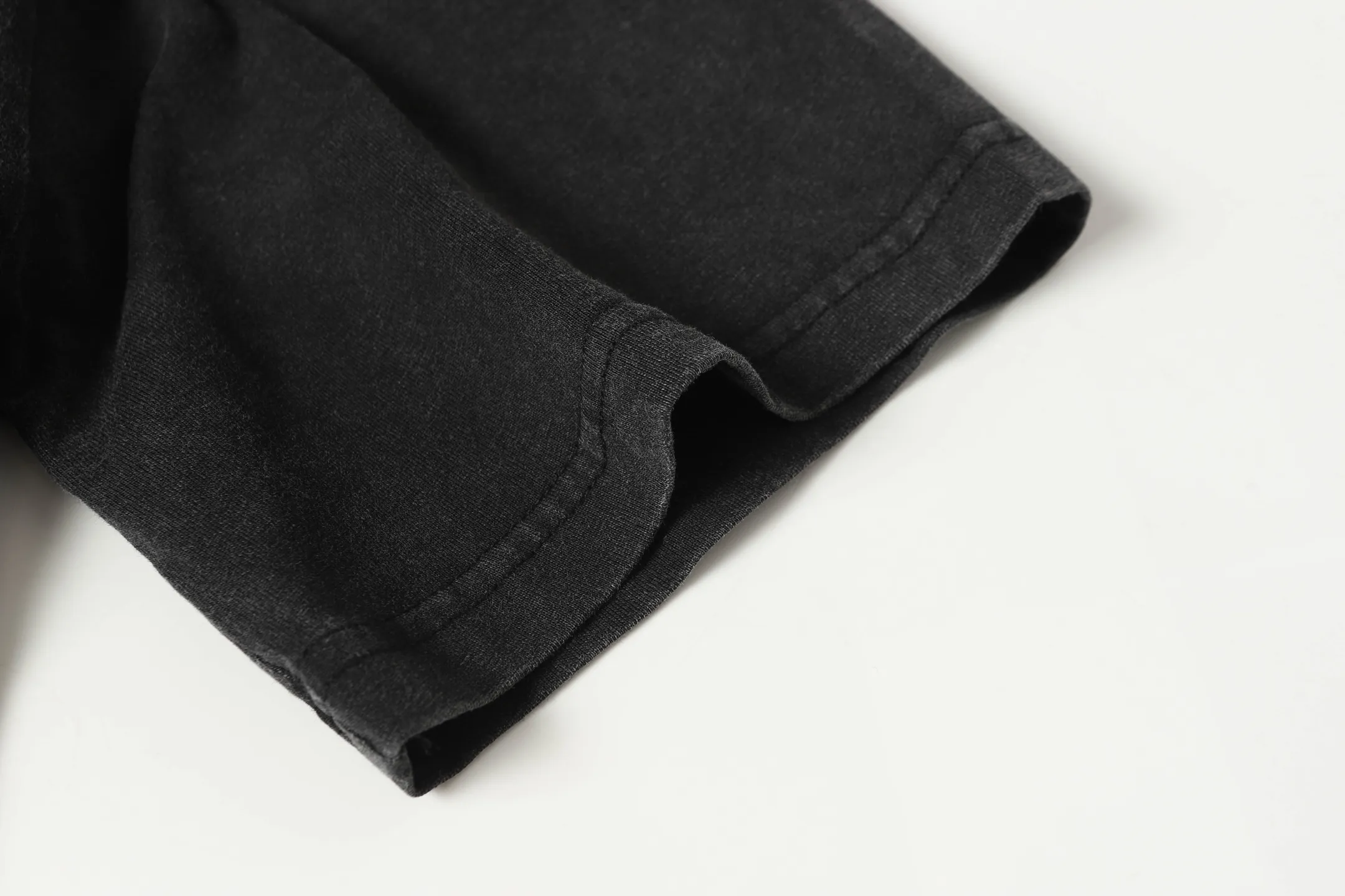 6060#washed black｜P116 Godspeed cross-border American rock and roll street washed retro style short-sleeved T (craft printing) fabric (fabric): 32 count combed double yarn 250g weight code number (size): S-M-L-XL color (colour): washed black