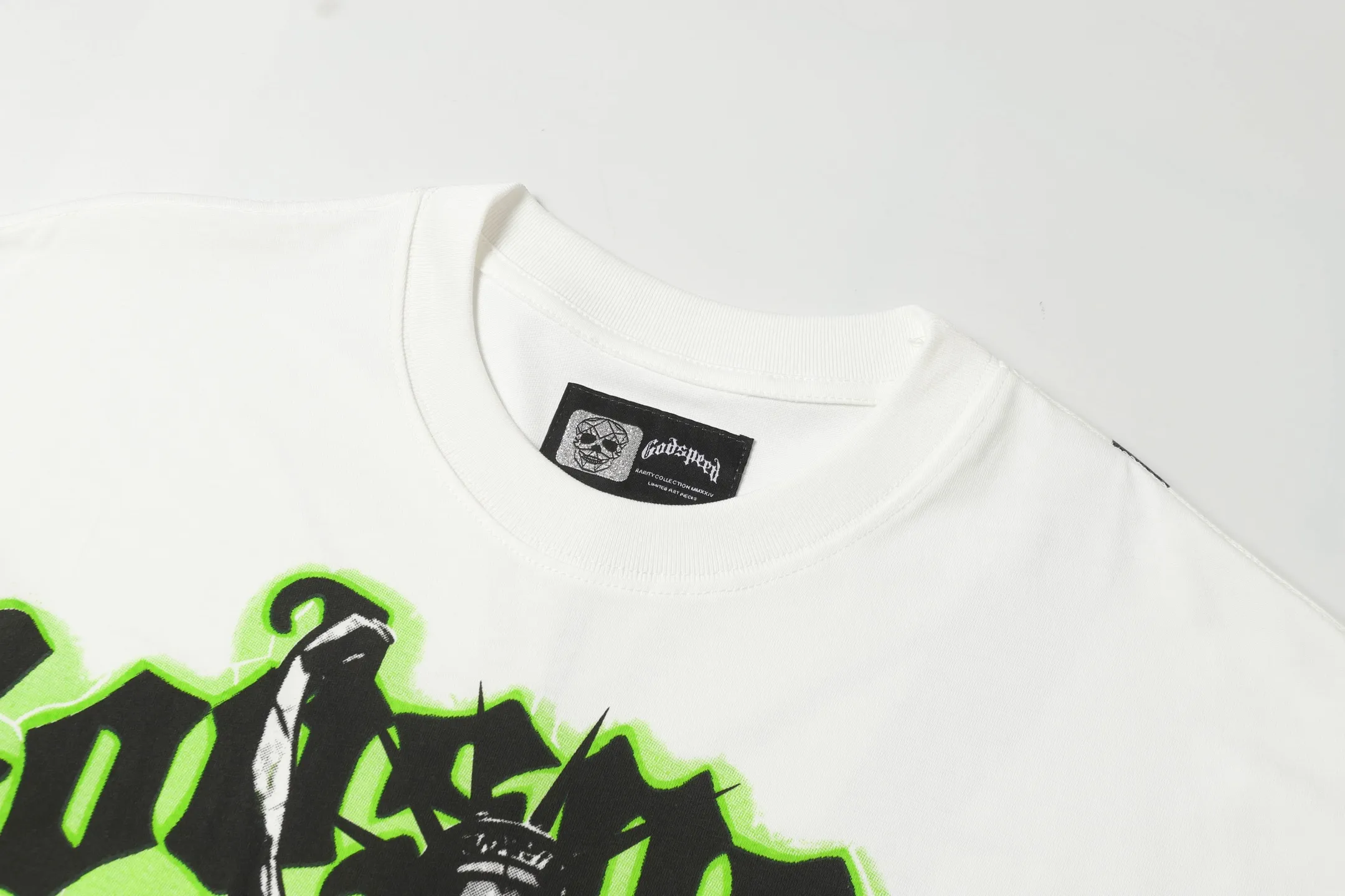5037#White/Apricot｜P104 Godspeed cross-border American rock and roll street washed retro style short-sleeved T (craft printing) fabric (fabric): 32-count combed double yarn 240 grams weight code number (size): S-M-L-XL color (colour): white, apricot,