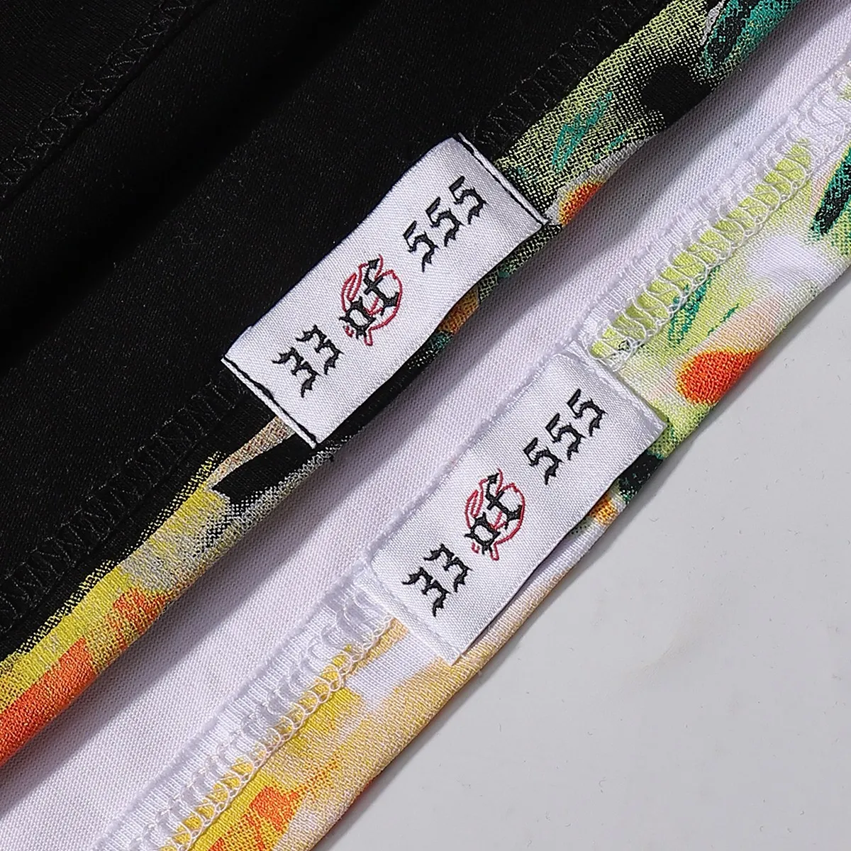 No. 7029, Mechao Godspeed VR glasses skull small fresh print high weight double yarn pure cotton casual short-sleeved T-shirt batch 110 Color: black, white; Size: S M L XL
