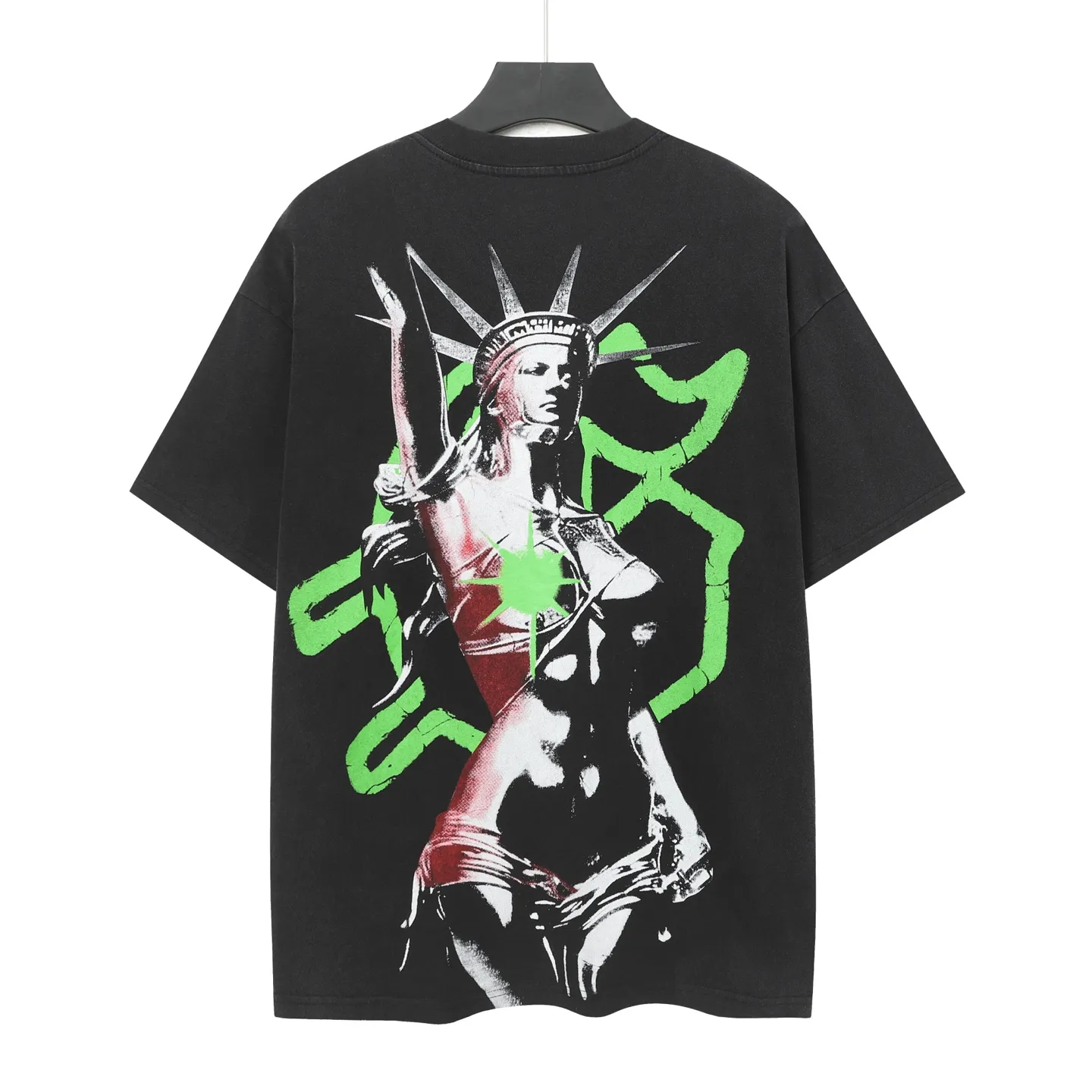 6037#washed black｜P116 Godspeed cross-border American rock and roll street washed retro style short-sleeved T (craft printing) fabric (fabric): 32 count combed double yarn 250g weight size (size): S-M-L-XL color (colour): washed black 👉