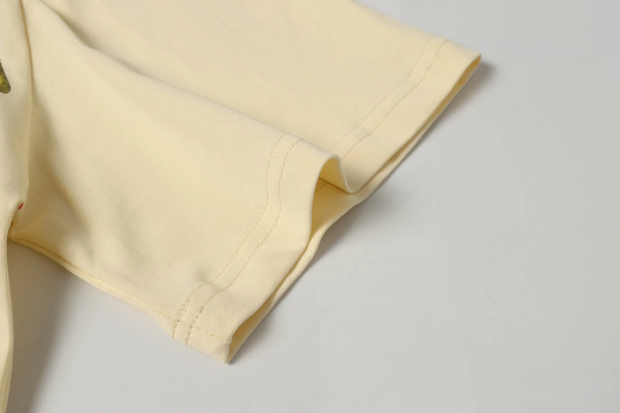5009#Apricot｜P104 Godspeed cross-border American rock and roll street washed retro style short-sleeved T (craft printing) fabric (fabric) 32 count combed double yarn 240 grams weight code number (size): S-M-L-XL color (colour): apricot