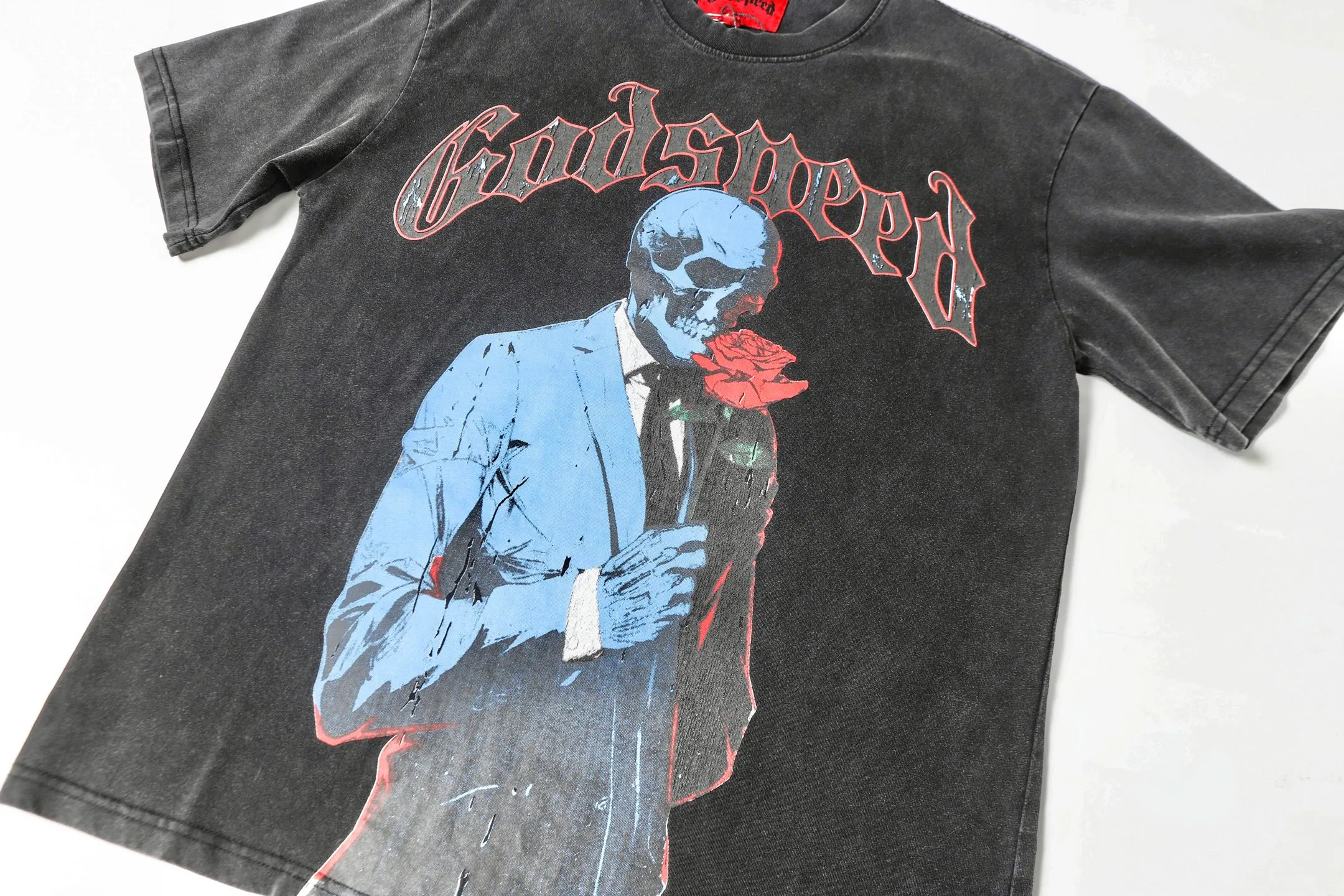 6021# Washed Black｜P116 Godspeed cross-border American rock and roll street washed retro style short-sleeved T (craft print) Fabric (fabric): 32 count combed double yarn 250 grams weight Size (size): S-M-L-XL Color (colour): Washed black 👉