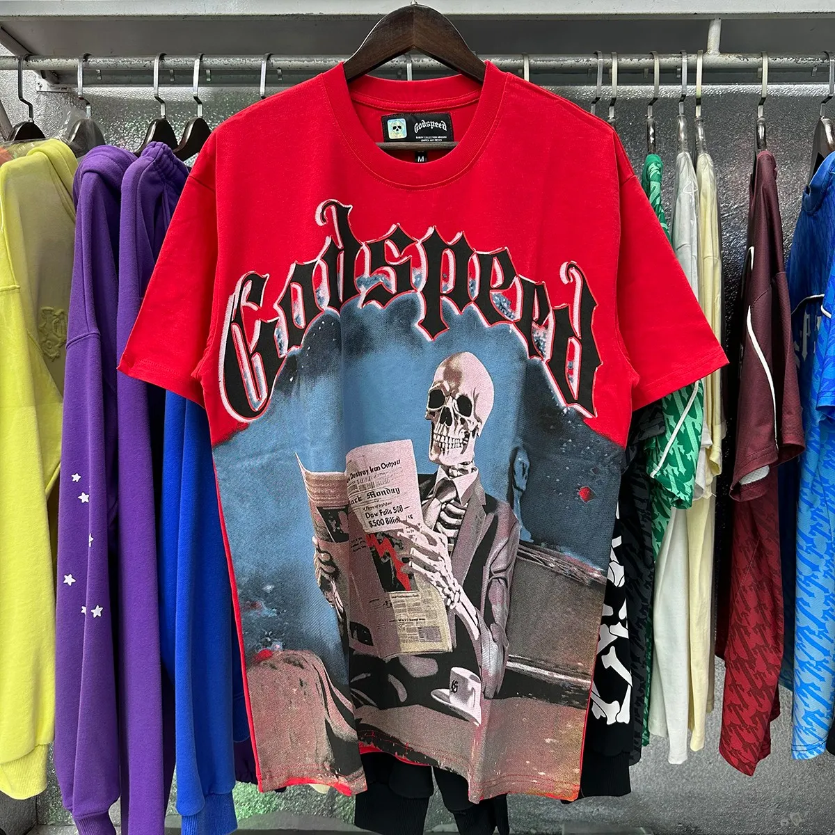 Actual photo, No. 7037, Mechao Godspeed reading newspaper skull print high weight double yarn pure cotton casual short-sleeved T-shirt batch 110 Color: black, apricot, bright red; Size: S M L XL