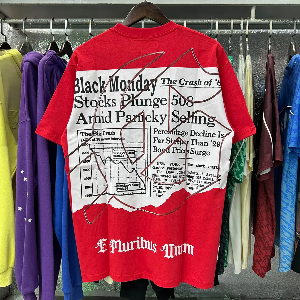 Actual photo, No. 7037, Mechao Godspeed reading newspaper skull print high weight double yarn pure cotton casual short-sleeved T-shirt batch 110 Color: black, apricot, bright red; Size: S M L XL