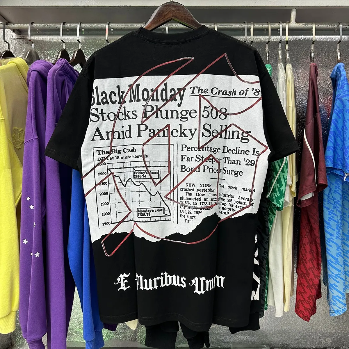 Actual photo, No. 7037, Mechao Godspeed reading newspaper skull print high weight double yarn pure cotton casual short-sleeved T-shirt batch 110 Color: black, apricot, bright red; Size: S M L XL
