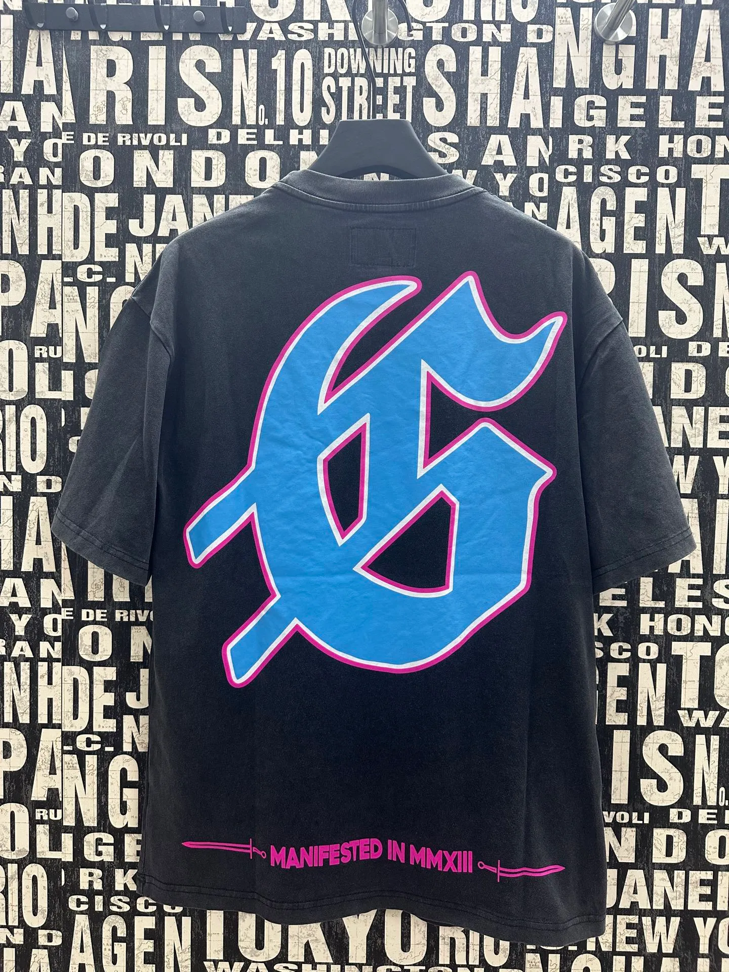 6057#washed black｜P116 Godspeed cross-border American rock and roll street washed retro style short-sleeved T (craft printing) fabric (fabric): 32 count combed double yarn 250g weight code number (size): S-M-L-XL color (colour): washed black