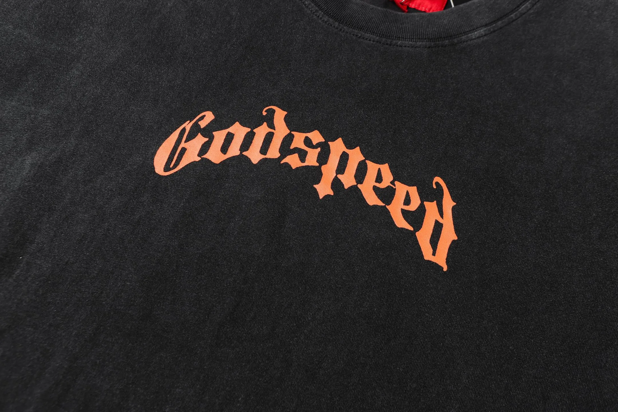 6046# washed black｜P116 Godspeed cross-border American rock and roll street washed retro style short-sleeved T (craft printing) fabric (fabric): 32 count combed double yarn 250 grams weight code (size): S-M-L-XL color (colour): washed black 👉