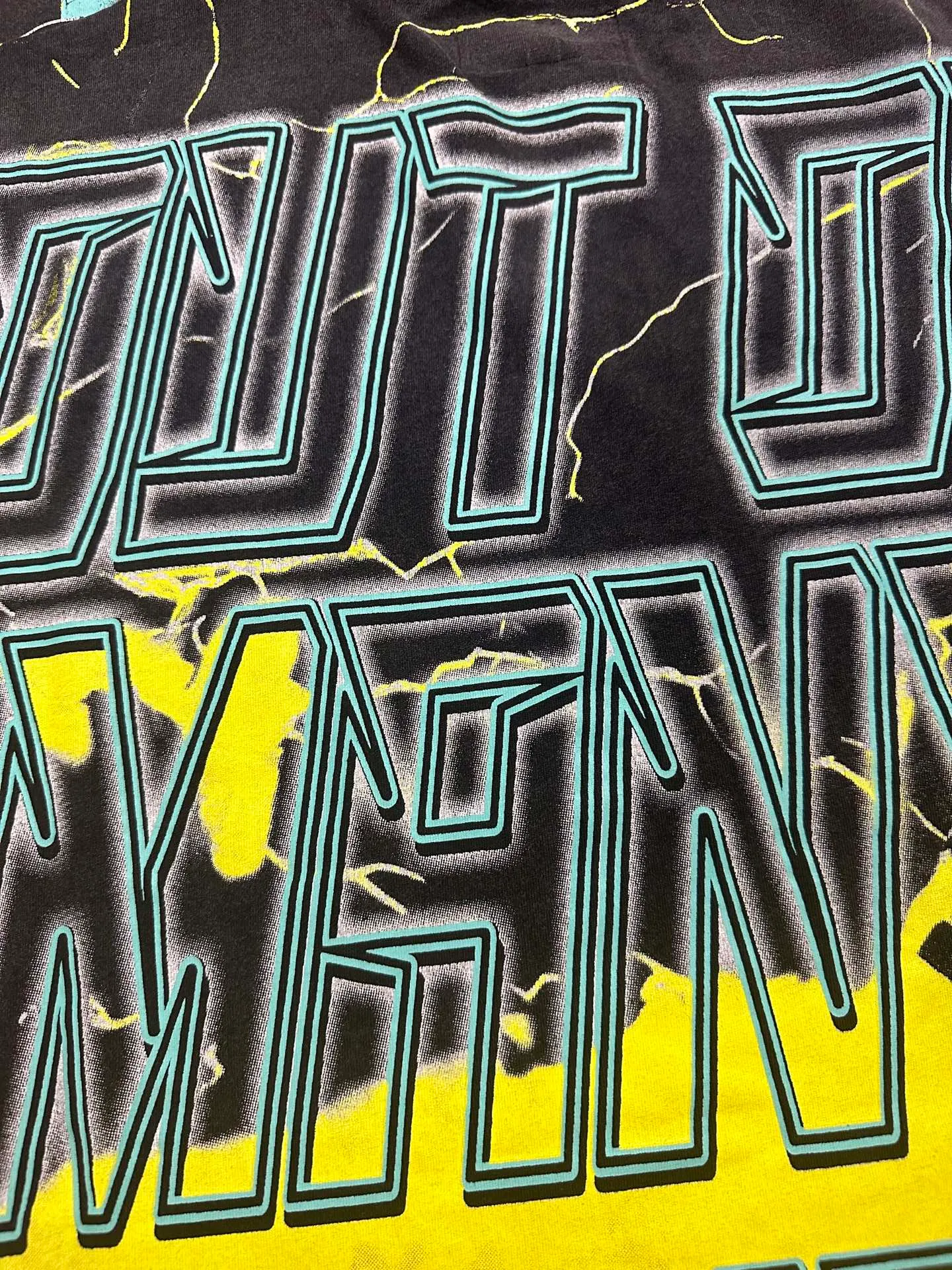 6301# Washed Black-Yellow | P116 Actual Spot (Beautiful Fashion Niche) Godspeed Cross-Border American Rock Street Washed Retro Style Short Sleeve T (Craft Printing) Fabric: 32 Count Combed Double Yarn 250g Weight Size: S-M-L-XL Color: Washed Black-Yellow