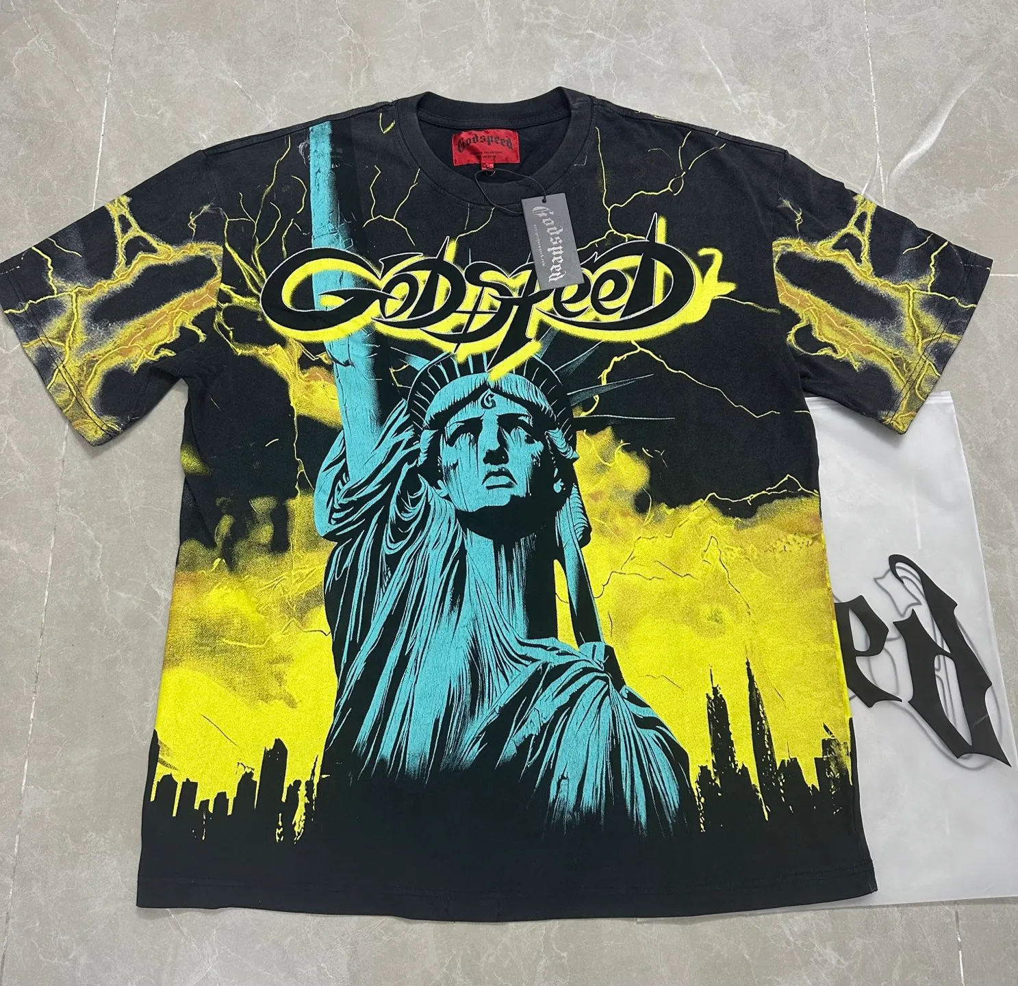 6301# Washed Black-Yellow | P116 Actual Spot (Beautiful Fashion Niche) Godspeed Cross-Border American Rock Street Washed Retro Style Short Sleeve T (Craft Printing) Fabric: 32 Count Combed Double Yarn 250g Weight Size: S-M-L-XL Color: Washed Black-Yellow