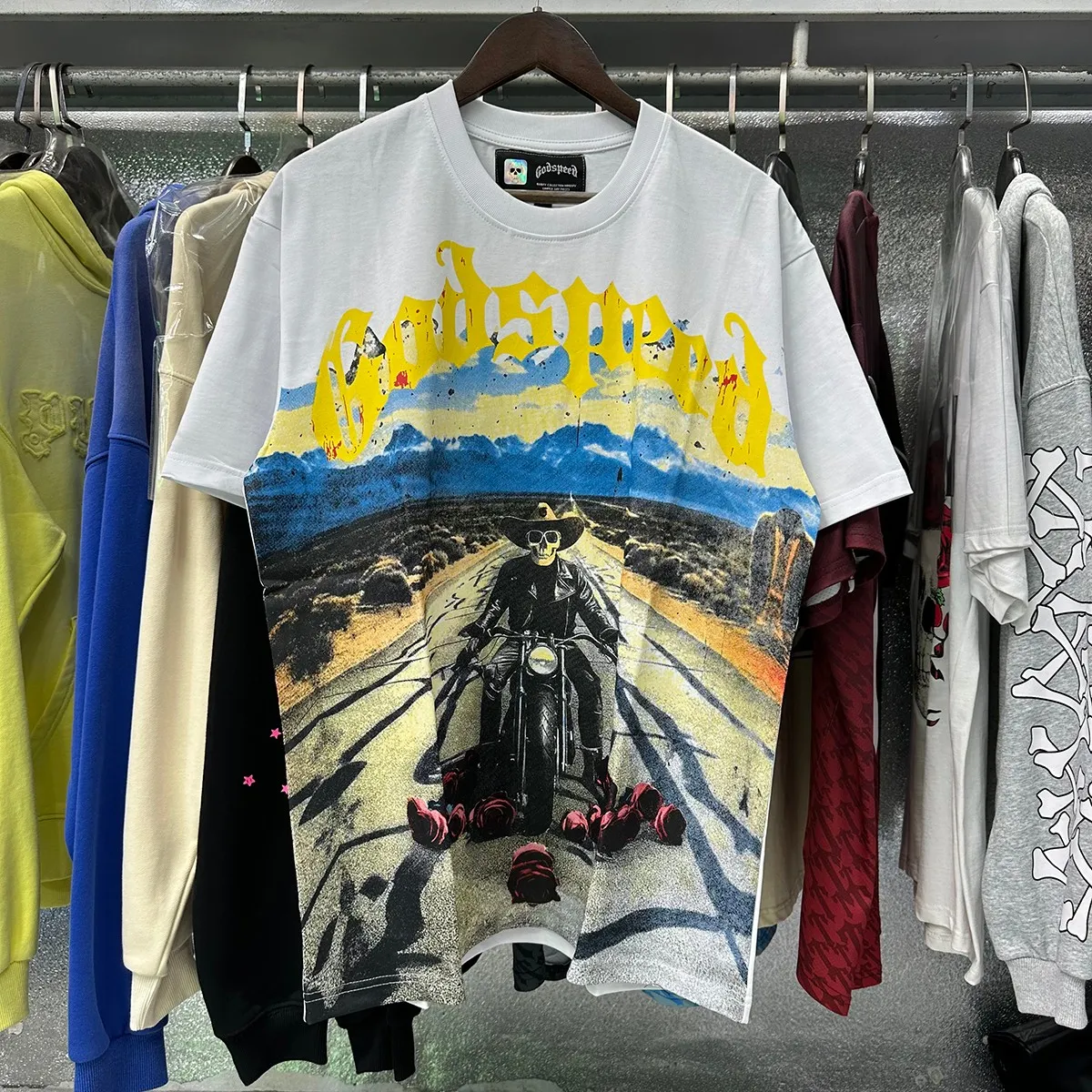 No. 7027, real shot, beautiful Godspeed knight rose print high quality double yarn pure cotton casual short-sleeved T-shirt batch 110 Color: black, white; Size: S M L XL