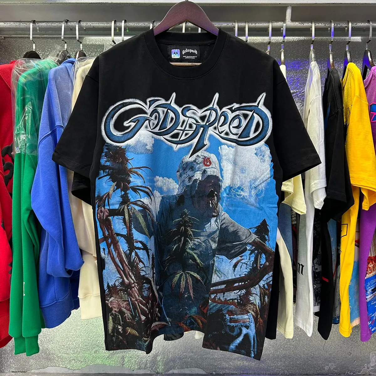 Actual photo, No. 7081, American trendy Godspeed blue sky, white clouds, poppy skull planting print, high weight double yarn pure cotton casual short-sleeved T-shirt, batch 106, color: black, white, brown; size: S M L XL