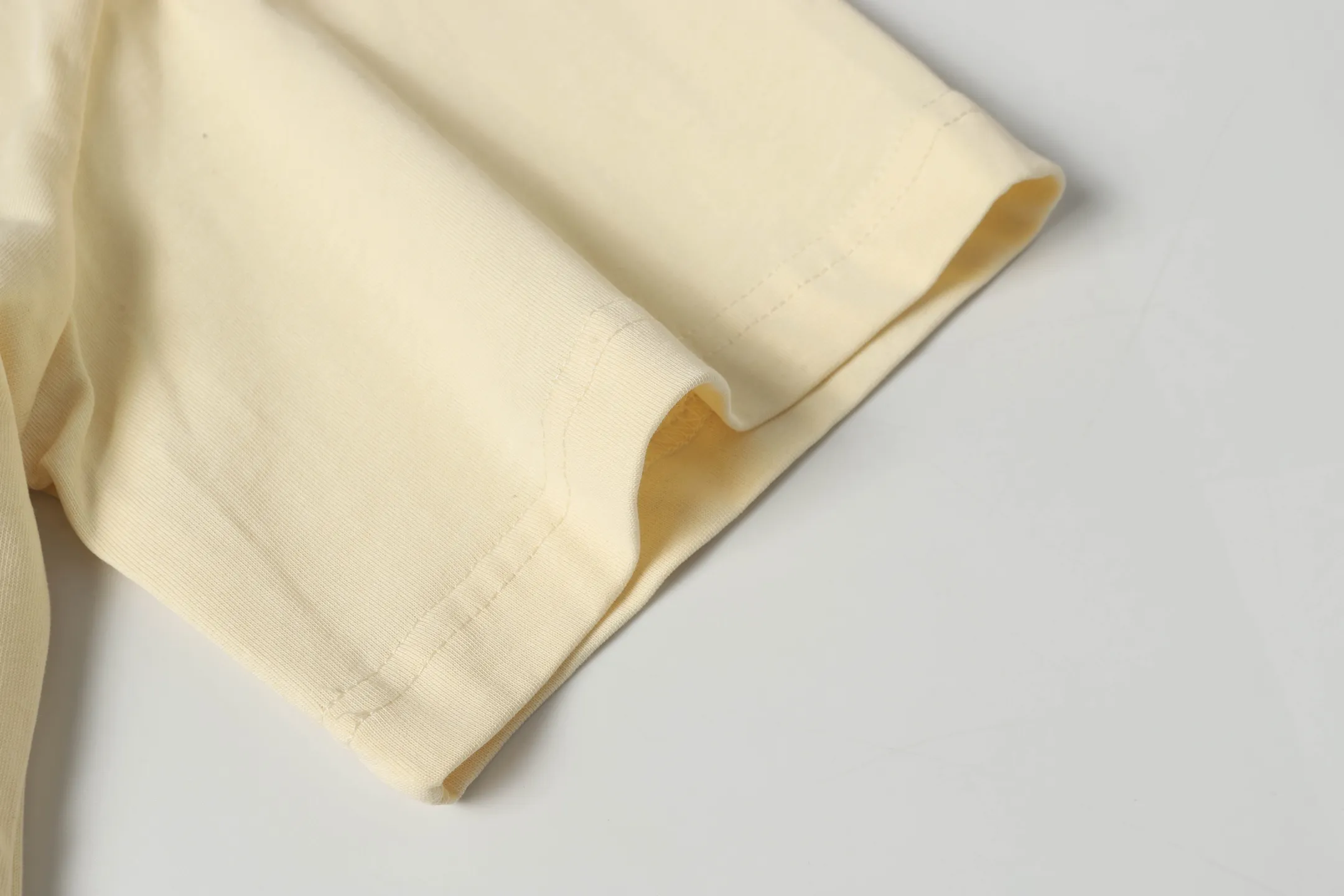 5069# Apricot | P104 Godspeed cross-border American rock and roll street washed retro style short-sleeved T (craft printing) fabric (fabric) 32 counts combed double yarn 240 grams weight code number (size): S-M-L-XL color (colour): apricot