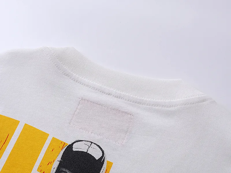 3021# P110 Real shot Godspeed American fashion rock street retro loose printed cotton short sleeves Fabric: 240g 32 count fine cotton double yarn pure cotton Color: off-white apricot Size: S M L XL