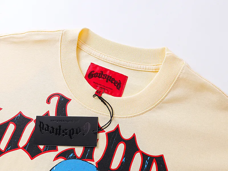 3028# P110 Real shot Godspeed American fashion rock street retro loose printed cotton short sleeves Fabric: 240g 32 count fine cotton double yarn pure cotton Color: apricot Size: S M L XL