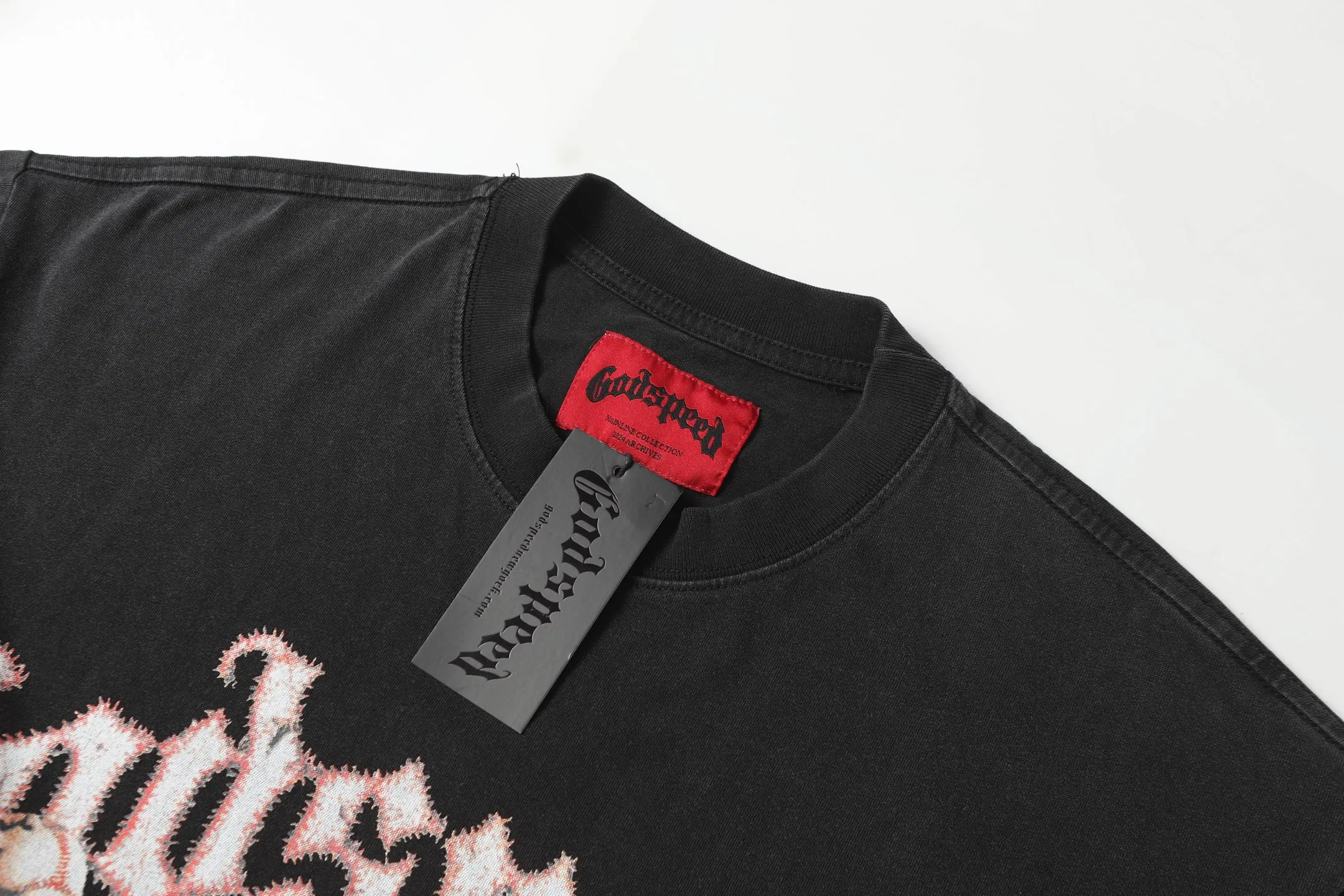 6013#washed black｜P116 Godspeed cross-border American rock and roll street washed retro style short-sleeved T (craft printing) fabric (fabric): 32 count combed double yarn 250g weight size (size): S-M-L-XL color (colour): washed black 👉
