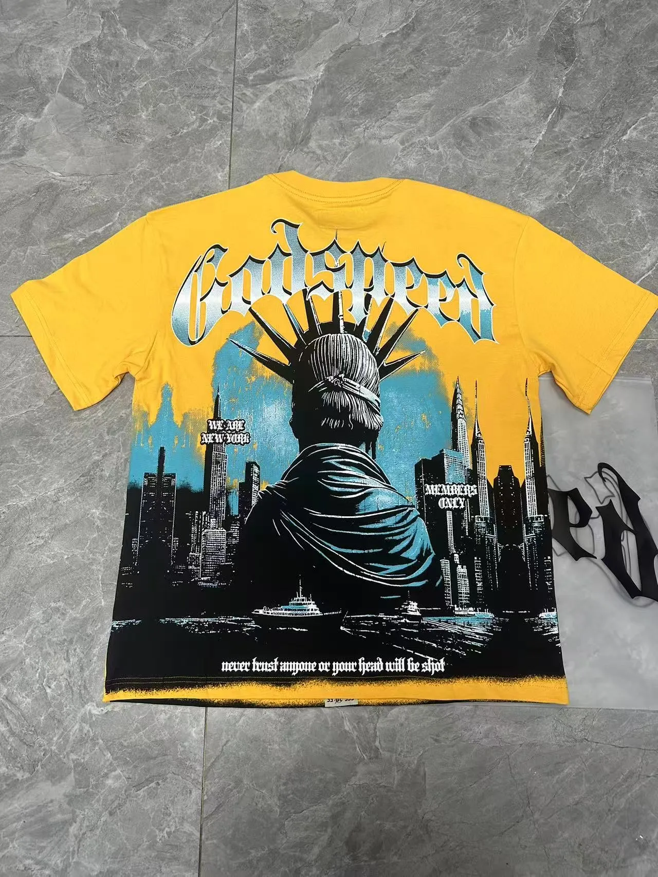 5099#golden｜P106 Godspeed cross-border American rock and roll street washed retro style short-sleeved T (craft printing) fabric (fabric): 32-count combed double yarn 240 grams weight code number (size): S-M-L-XL color (colour): golden yellow