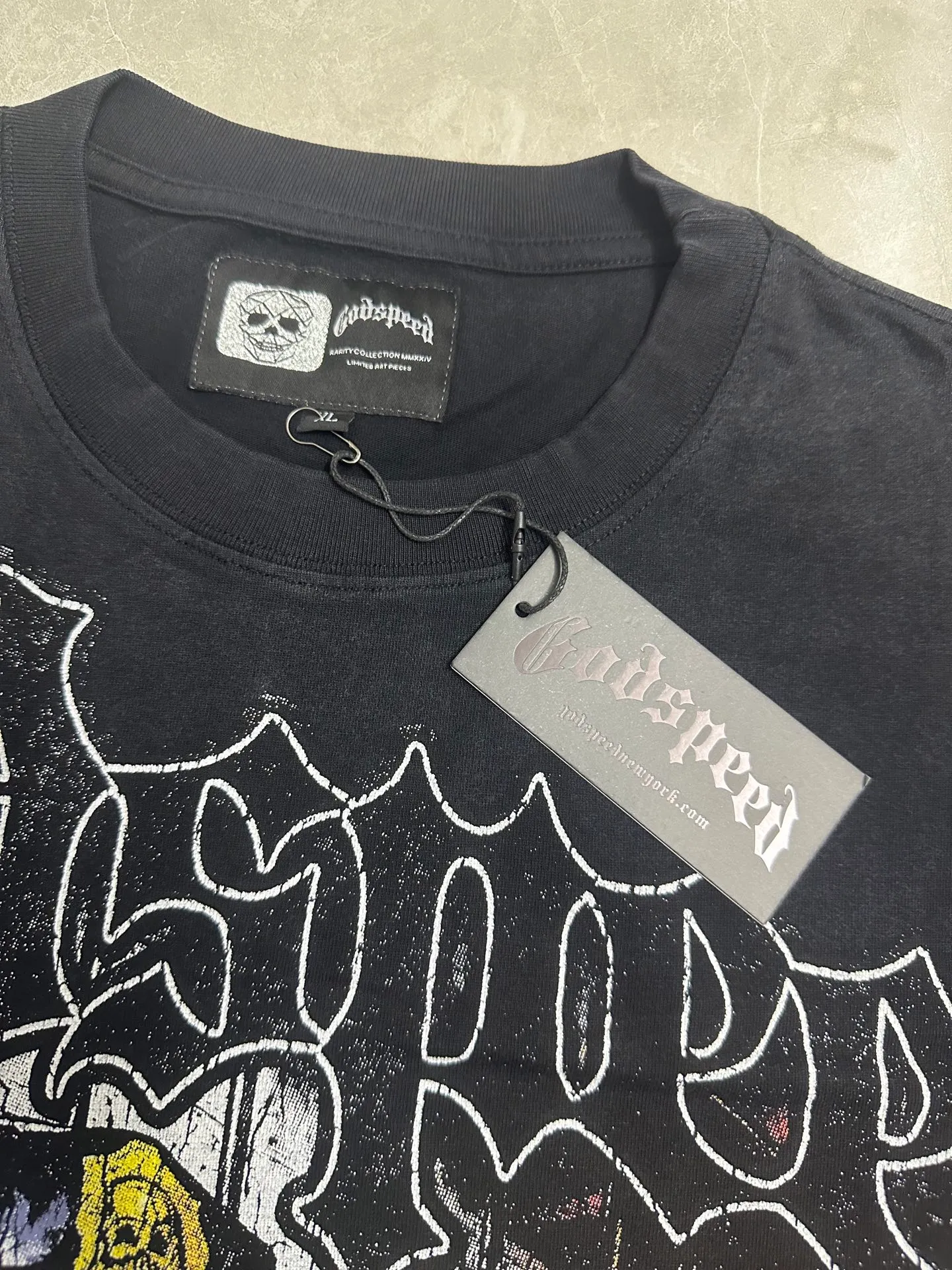 6125# Washed black I P116 Real shots in stock (Beautiful trendy niche) High-resolution pictures Godspeed cross-border American rock street washed retro style short-sleeved T (craft printing) Fabric (fabric): 32 counts combed double yarn 250 grams weight Size (size): S-M-L-XL Color (colour): Washed black