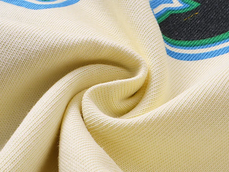 3105# P140 Real shot of Godspeed American fashion rock street pure cotton loose bottoming long-sleeved T-shirt long T. Fabric: 270g 32 count fine cotton double yarn pure cotton Color: Apricot Code number: S M L XL