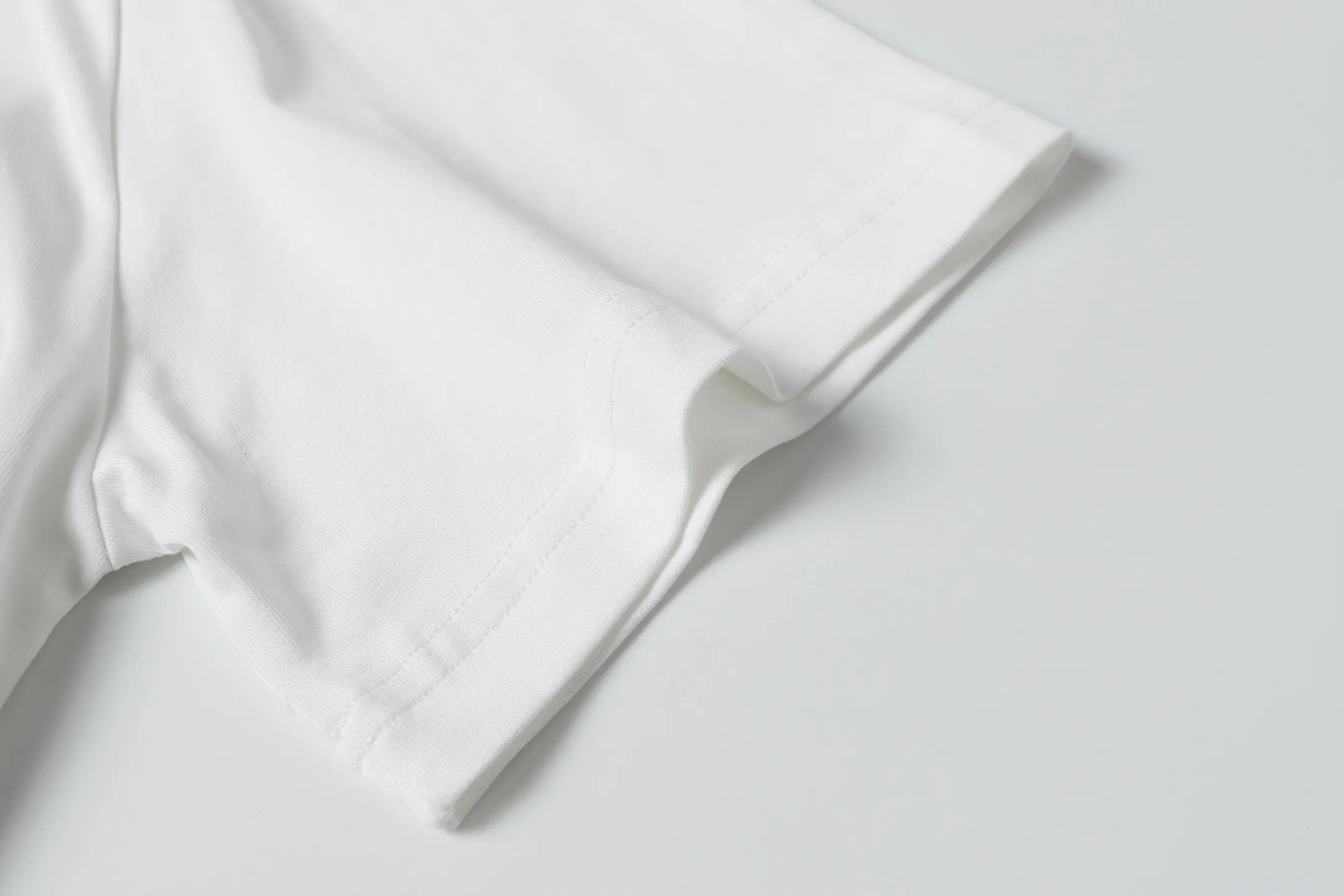 5079# | P104 Godspeed cross-border American rock and roll street washed retro style short-sleeved T (craft printing) fabric (fabric): 32-count combed double yarn 240 grams weight code number (size): S-M-L-XL color (colour): white