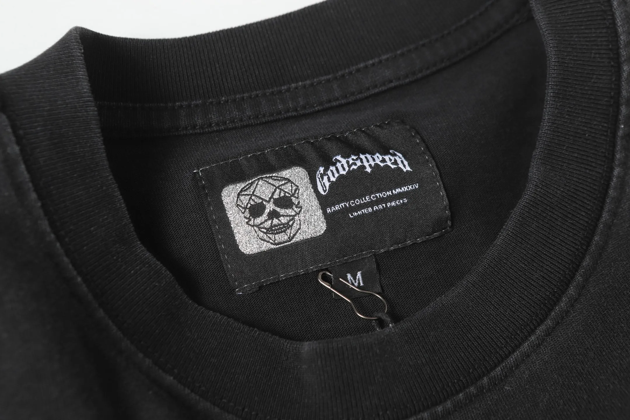 6127# Washed black I P116 Real stock (American fashion niche) - New Godspeed cross-border American rock and roll street washed retro style short-sleeved T (craft printing) Fabric (fabric): 32 counts combed double yarn 250 grams weight Size (size): S-M-L-XL Color (colour): Washed black