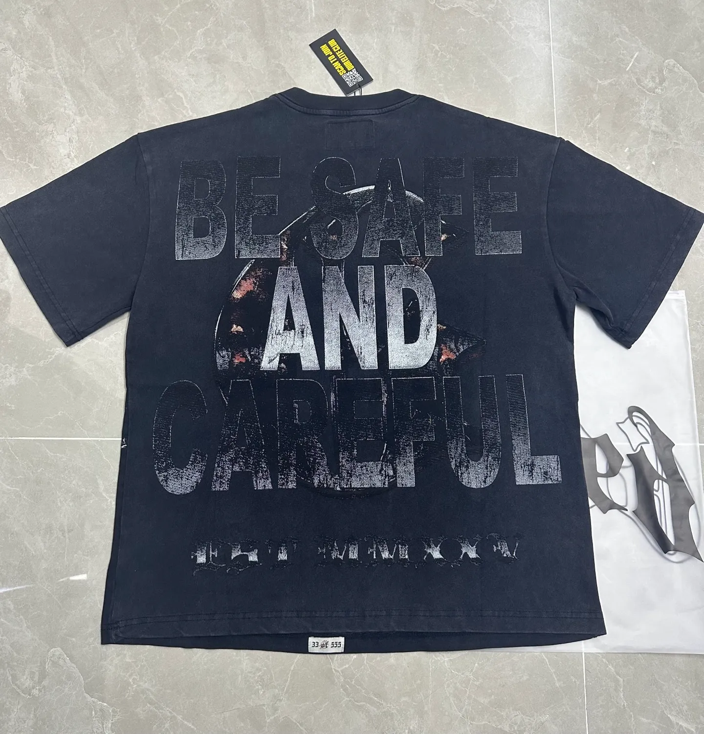 6127# Washed black I P116 Real stock (American fashion niche) - New Godspeed cross-border American rock and roll street washed retro style short-sleeved T (craft printing) Fabric (fabric): 32 counts combed double yarn 250 grams weight Size (size): S-M-L-XL Color (colour): Washed black