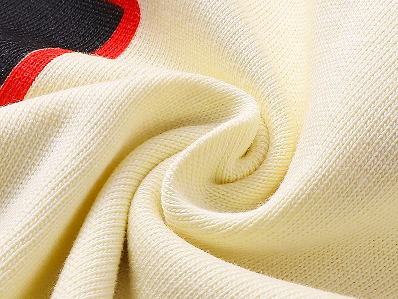 3102# P140 Real shot of Godspeed American fashion rock street pure cotton loose bottoming long-sleeved T-shirt long T. Fabric: 270g 32 count fine cotton double yarn pure cotton Color: Apricot Code number: S M L XL