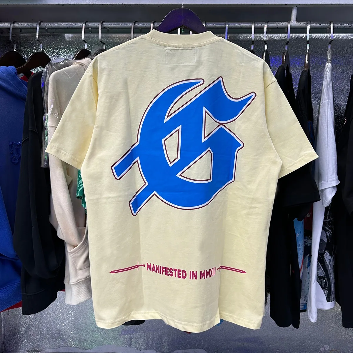 Actual photo, No. 7059, Meichao Godspeed convenience store white car printed high weight double yarn pure cotton casual short-sleeved T-shirt batch 110 Color: black, apricot; Size: S M L XL