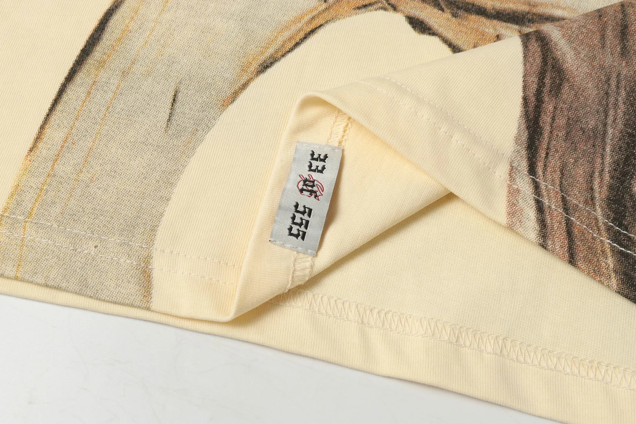 5013# white | apricot | P104 Godspeed cross-border American rock and roll street wash retro style short-sleeved T (craft print) fabric (fabric): 32 counts combed double yarn 240 grams weight code number (size): S-M-L-XL color (colour): white, apricot,