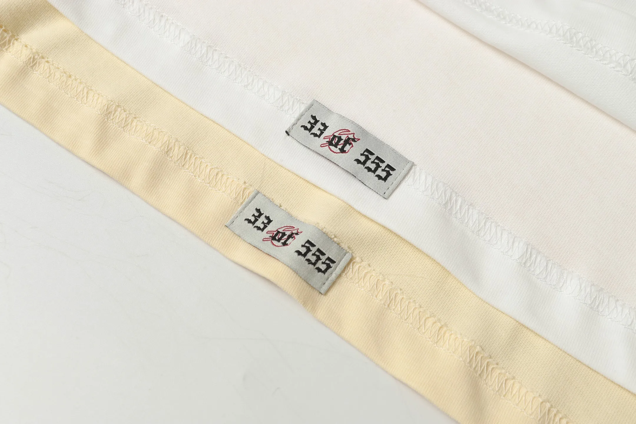 5049#White/Apricot｜P104 Godspeed cross-border American rock and roll street washed retro style short-sleeved T (craft printing) fabric (fabric): 32-count combed double yarn 240 grams weight code number (size): S-M-L-XL color (colour): white, apricot,